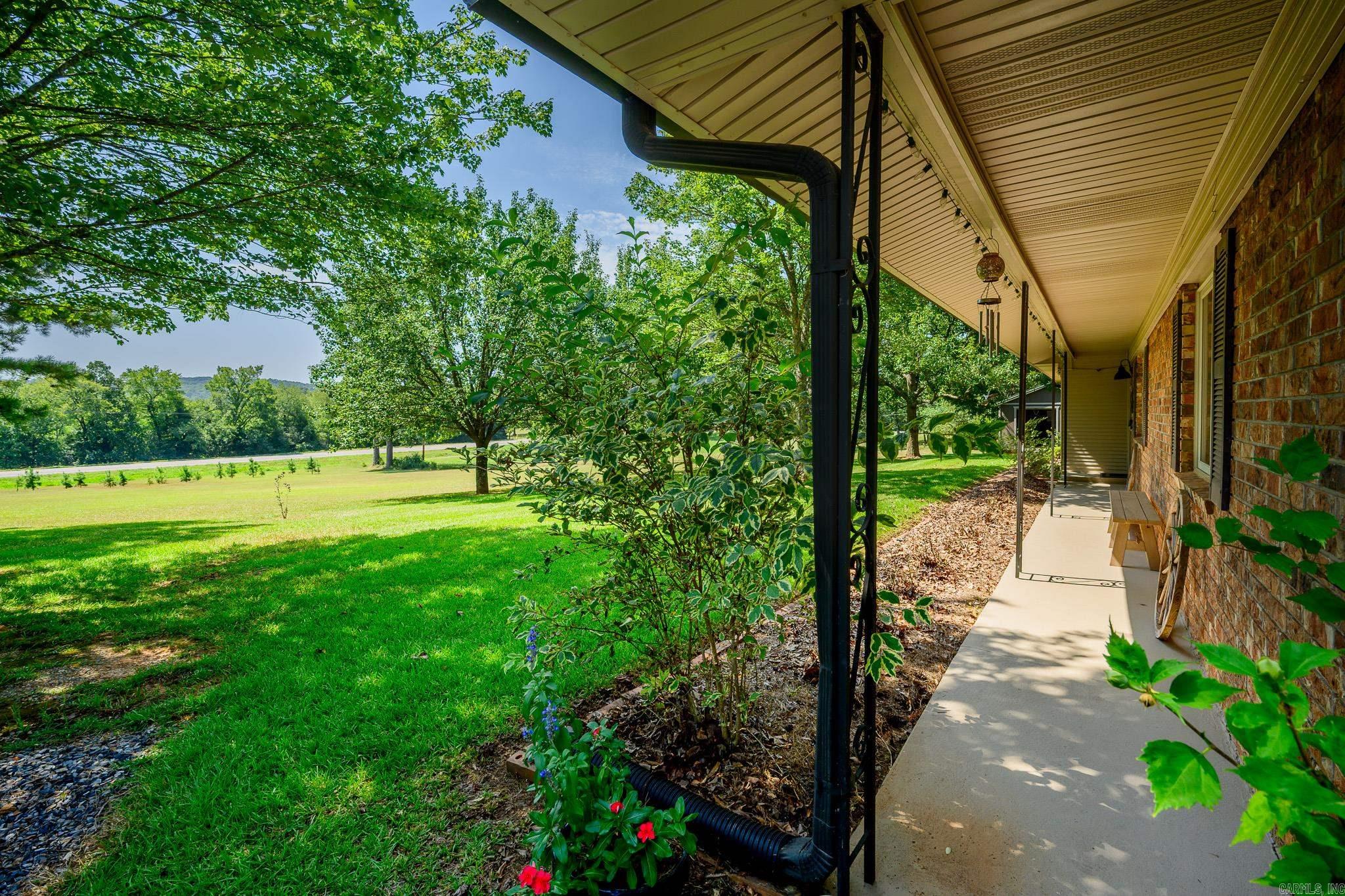 4050 Highway 71 Property Photo 5