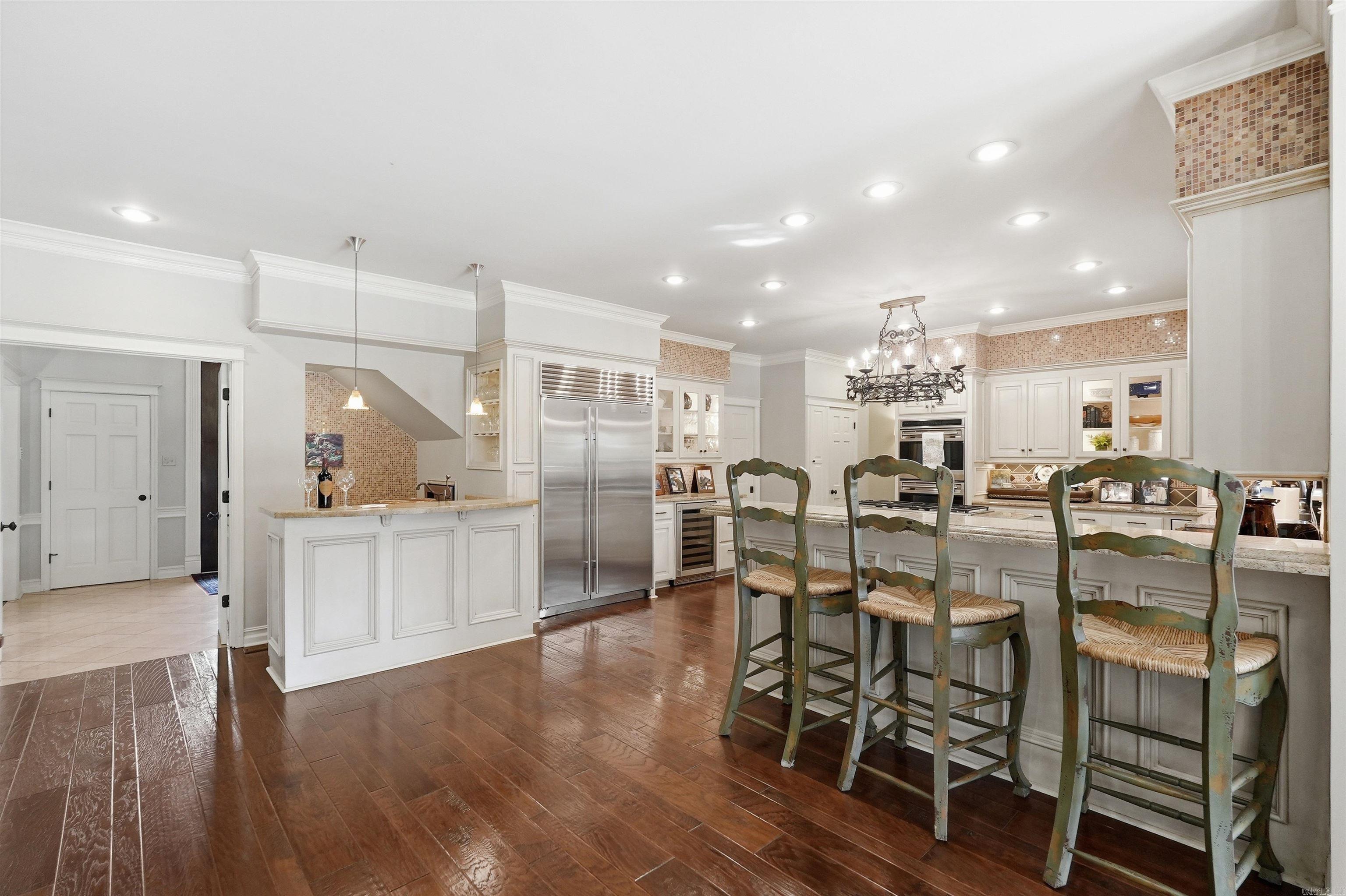 10 Thomas Park Circle Property Photo 14