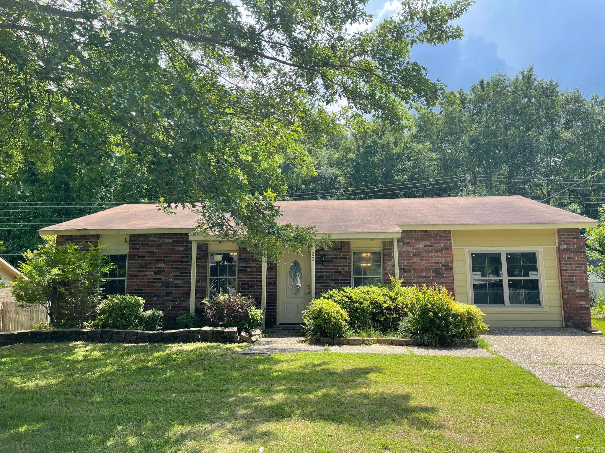 20 Creekdale Drive Property Photo 1