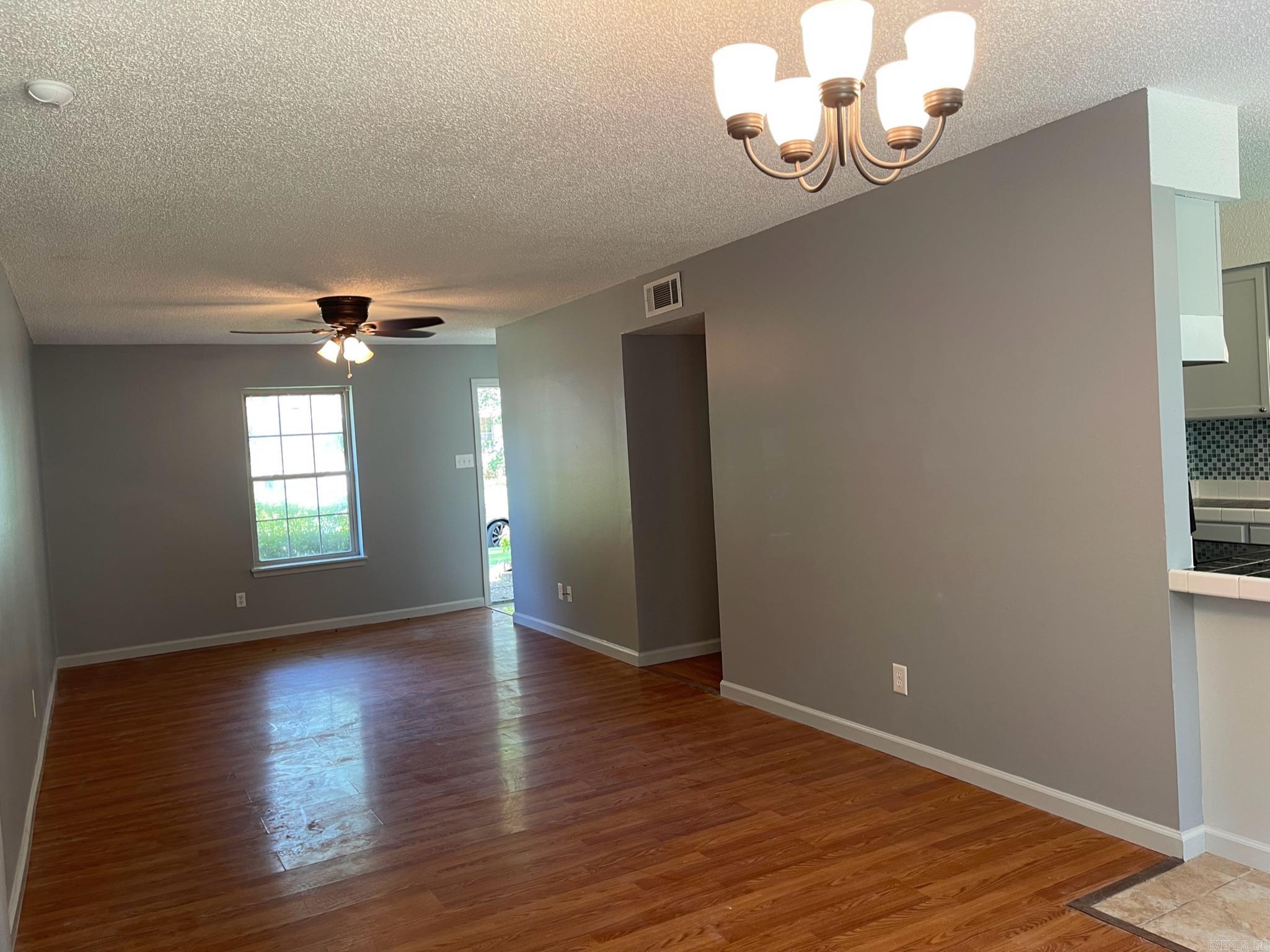 20 Creekdale Drive Property Photo 4