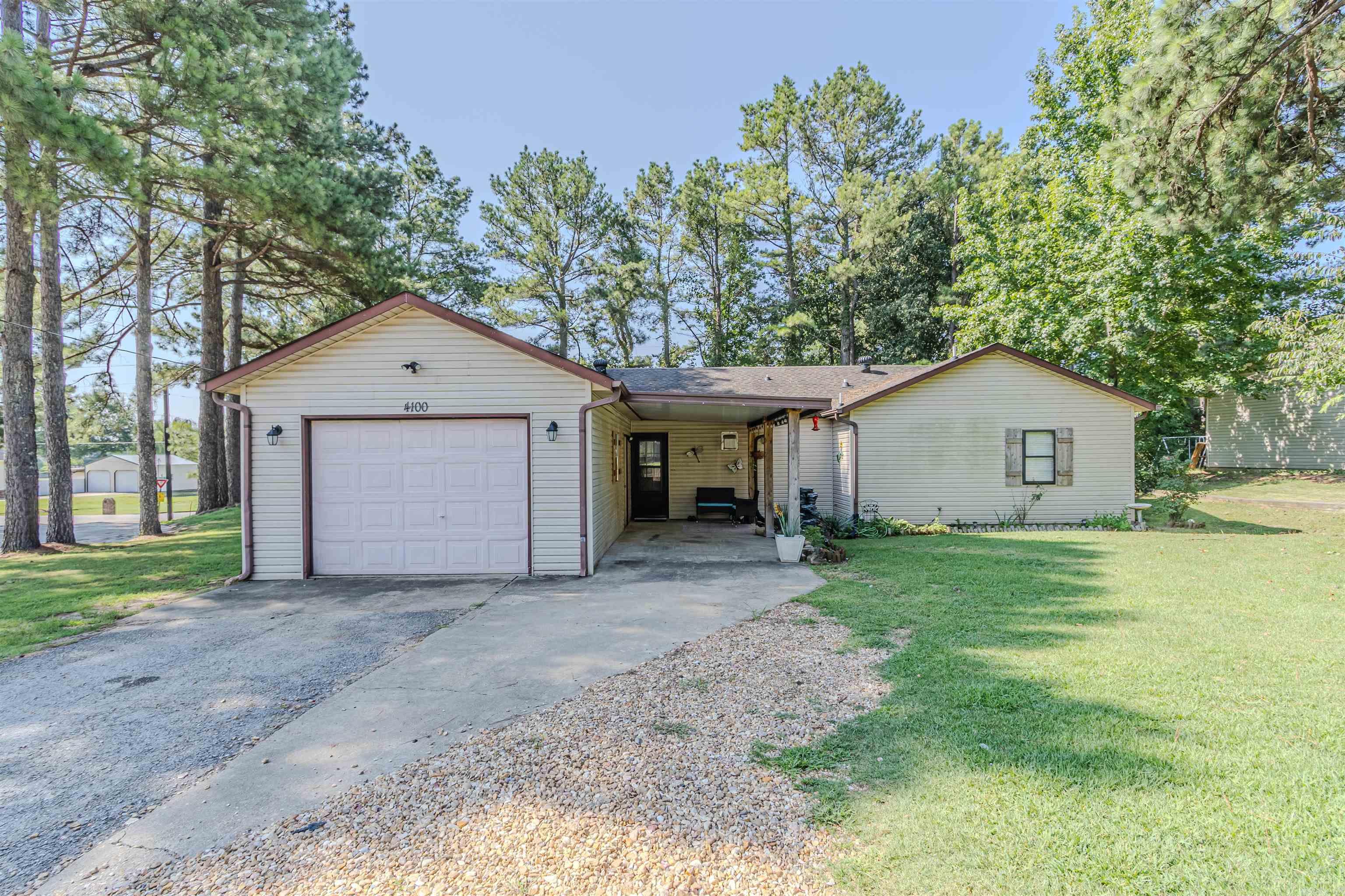 4100 Orion Dr Property Photo 1
