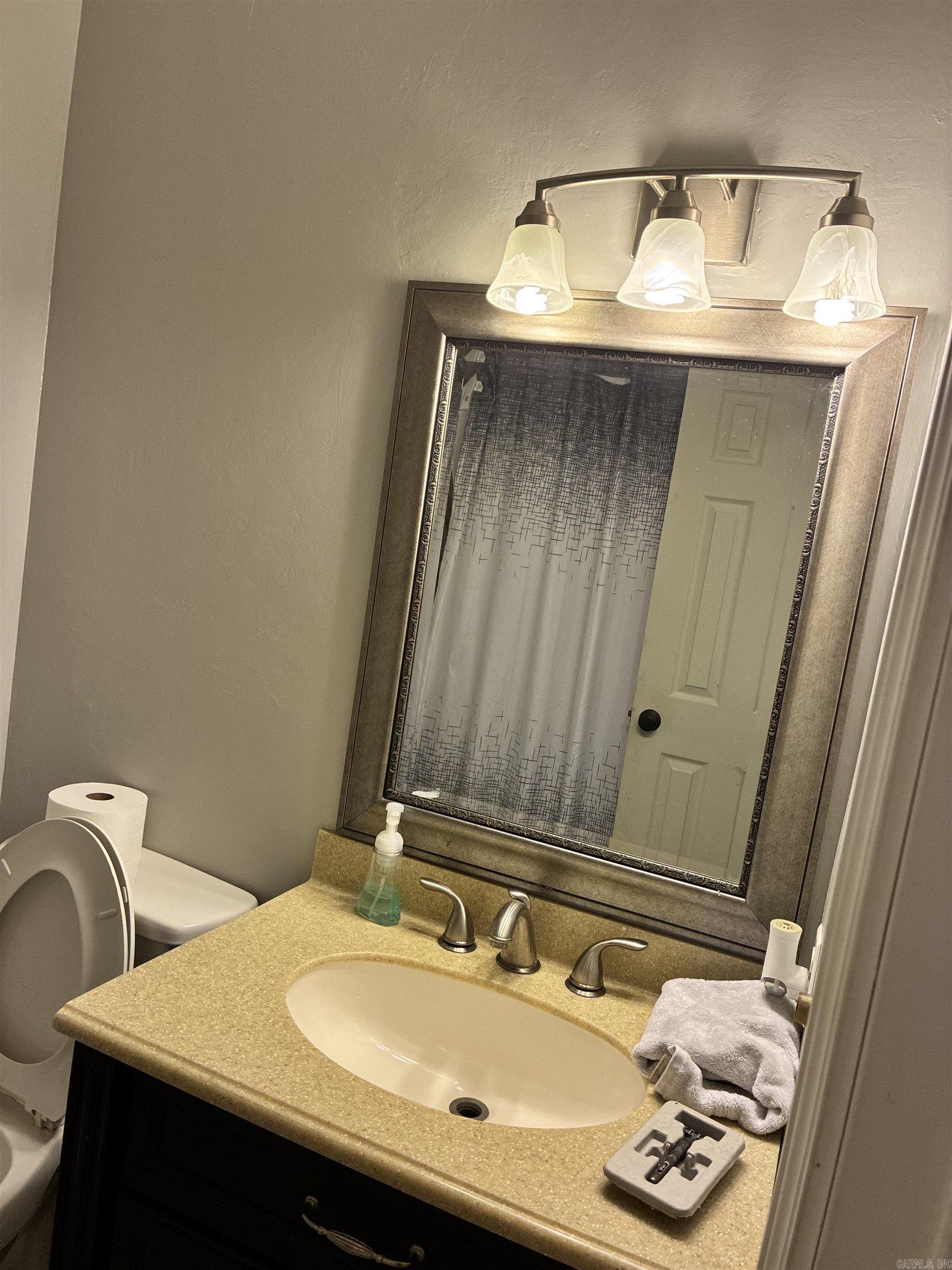 127 Arias Way Property Photo 6