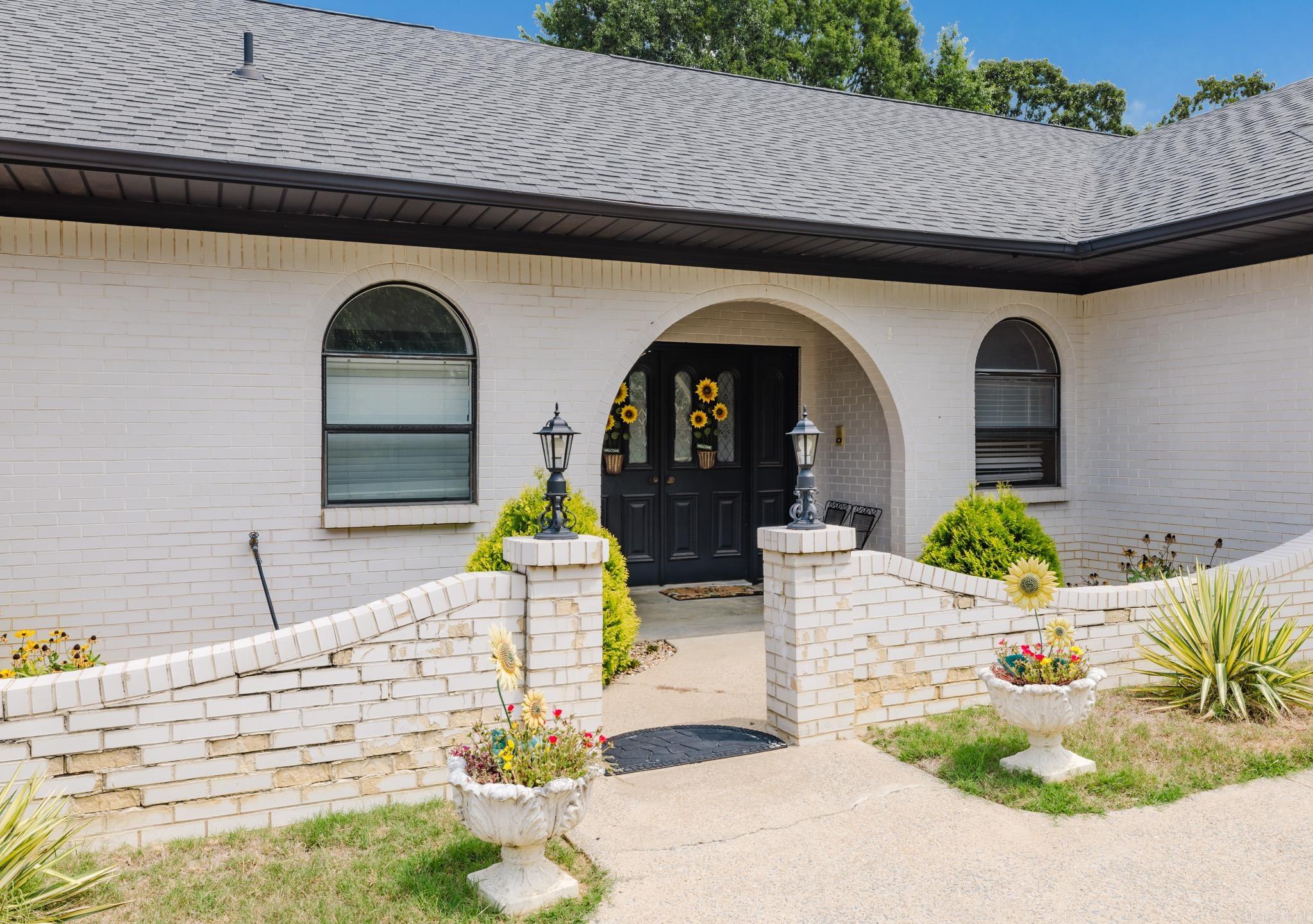 1 Warbler Drive Property Photo 2