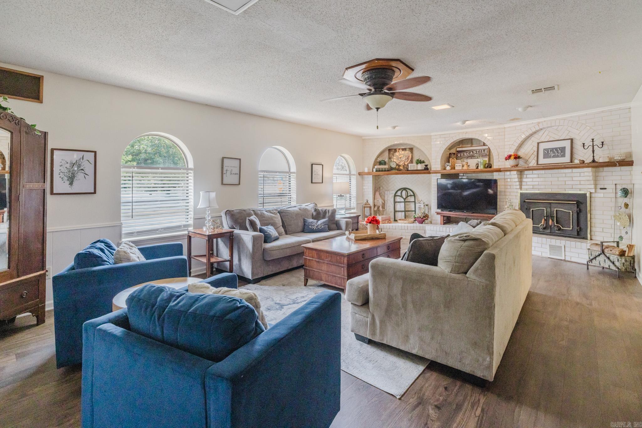 1 Warbler Drive Property Photo 17