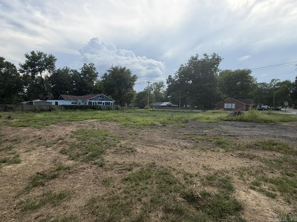 472 Ingram St Property Photo 3