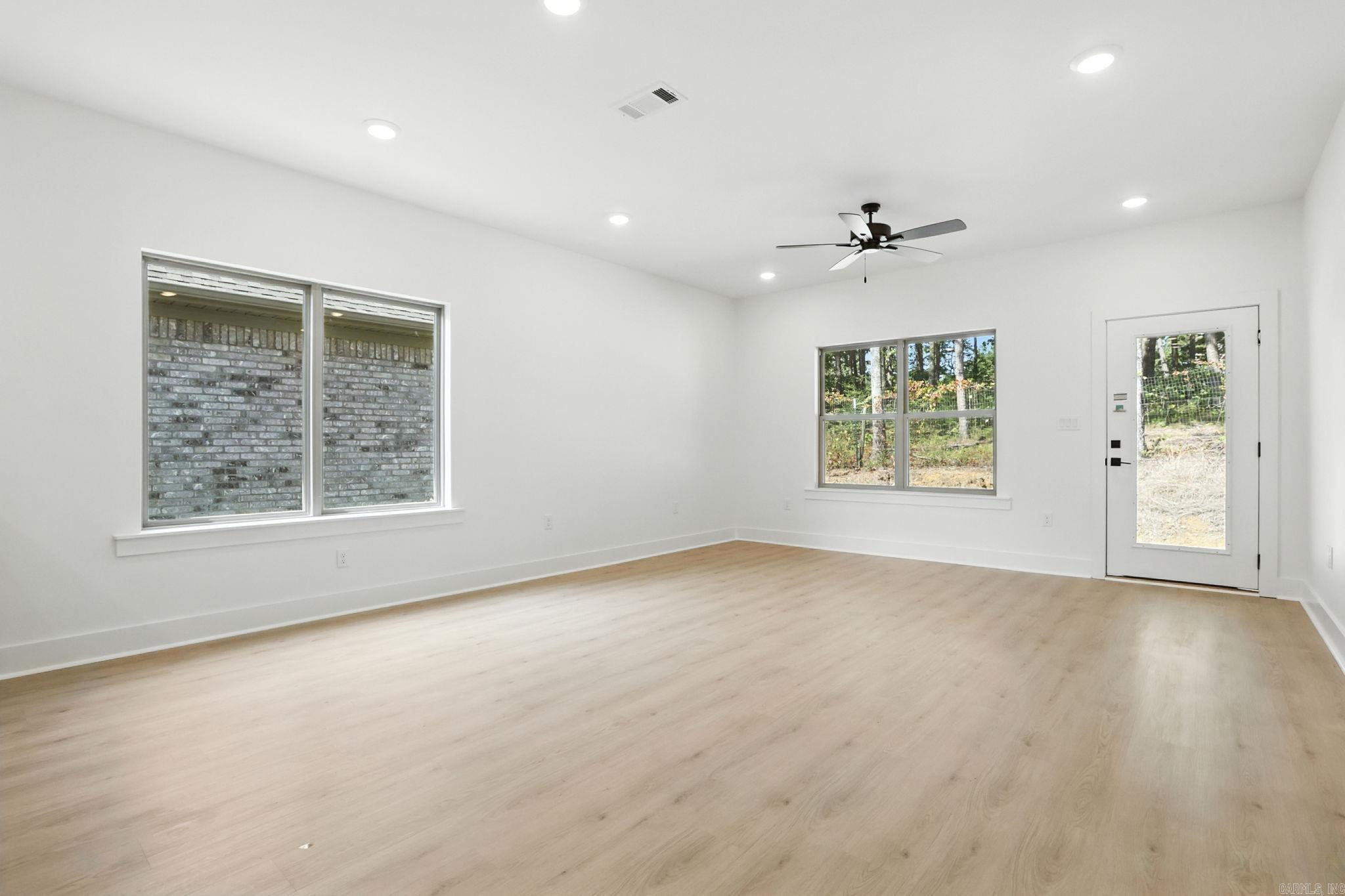 13518 Teton Drive Property Photo 9