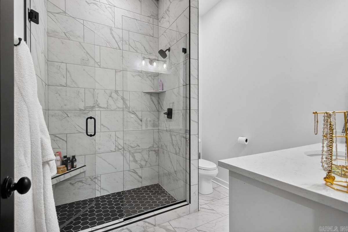 810 Caddo Drive Property Photo 28