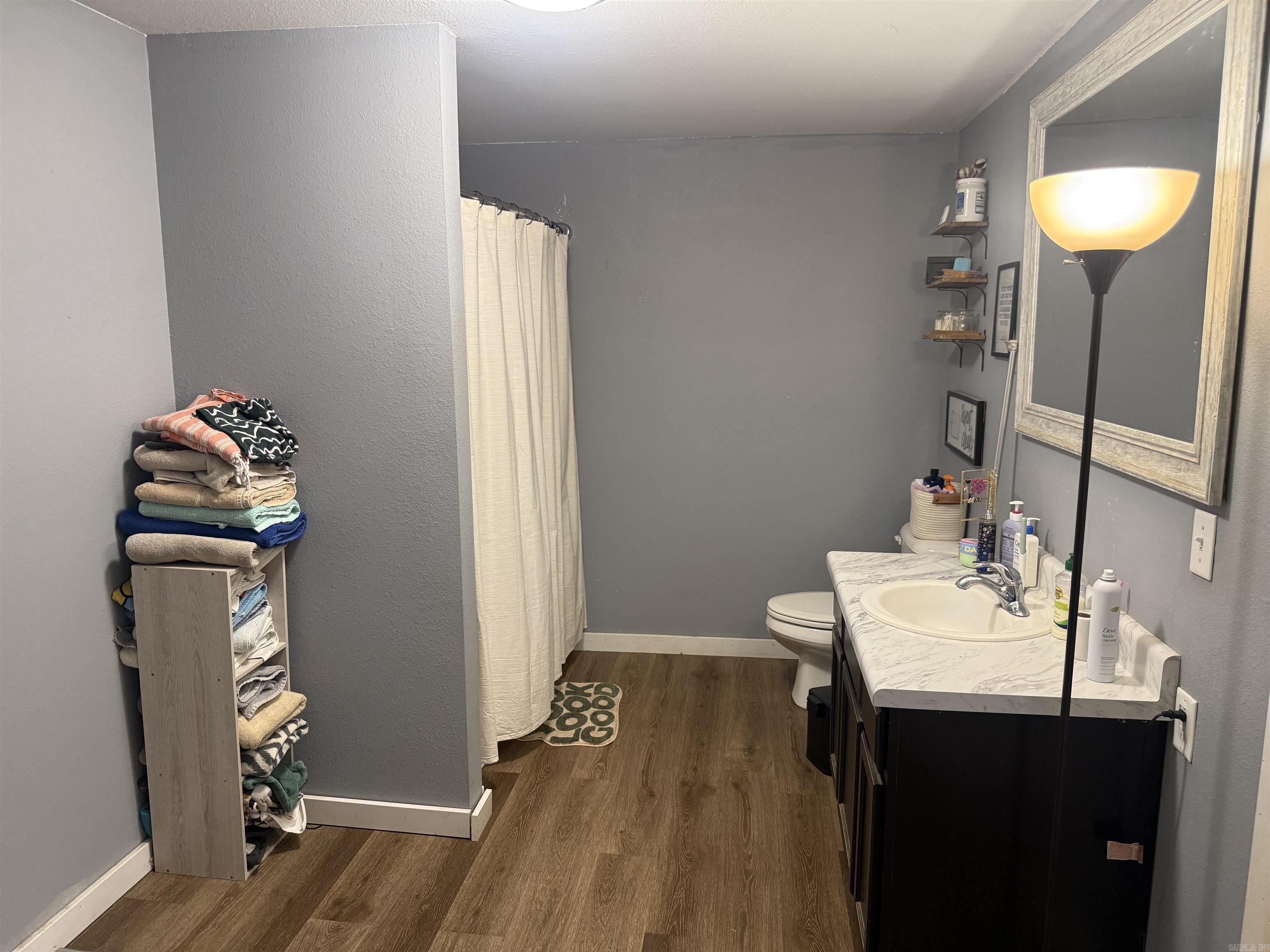 69 College Street Property Photo 12