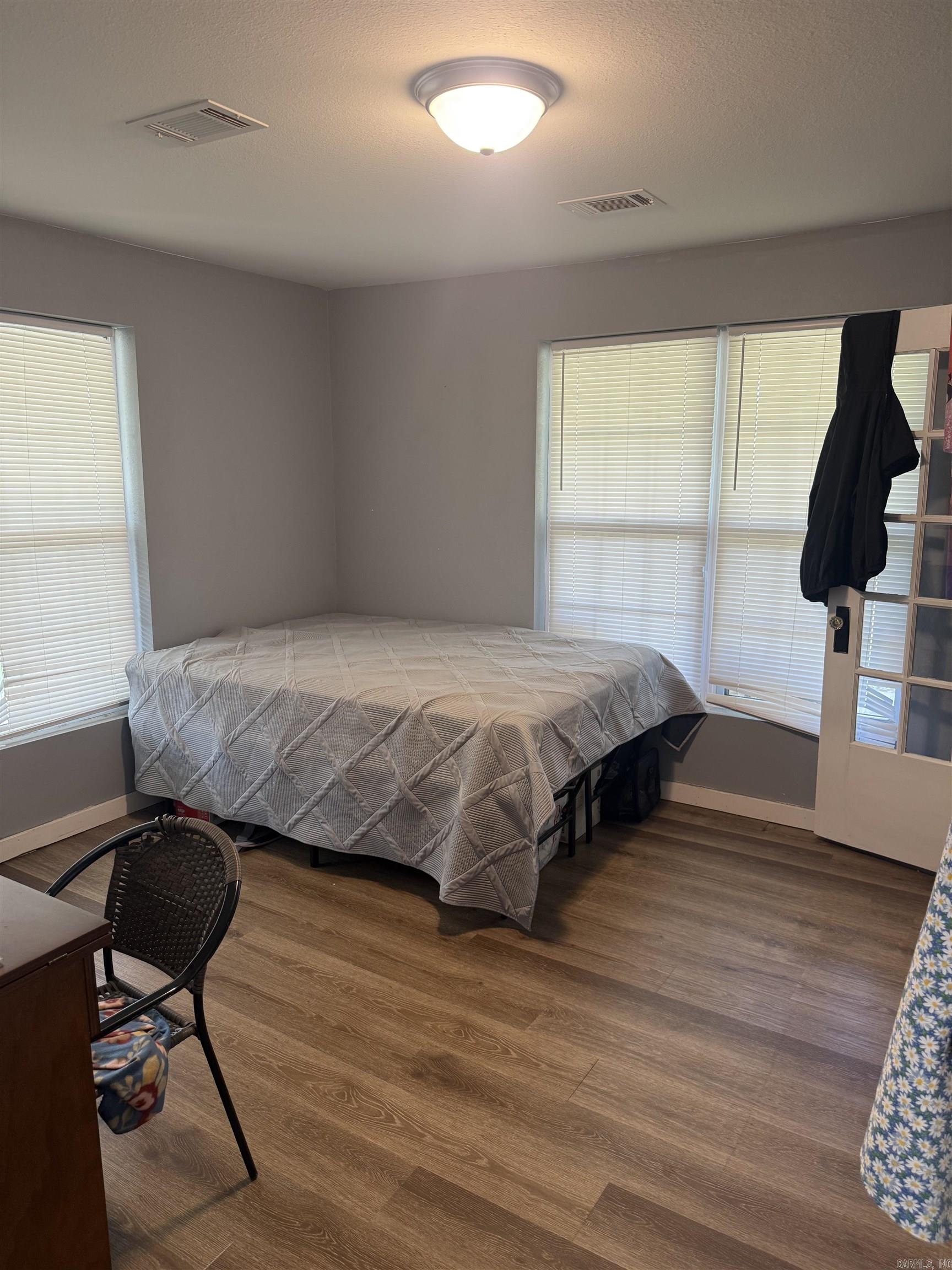69 College Street Property Photo 14