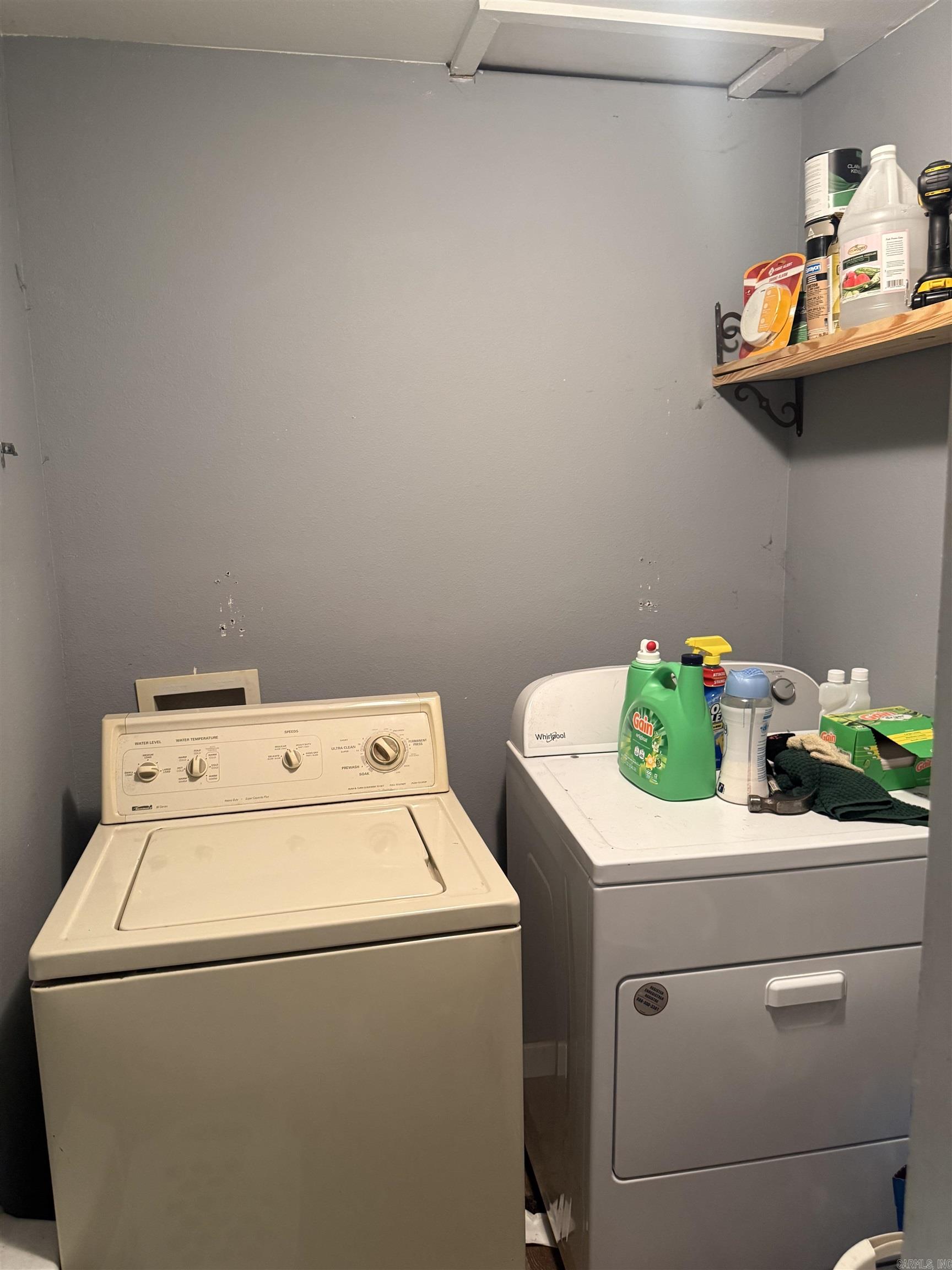 69 College Street Property Photo 15