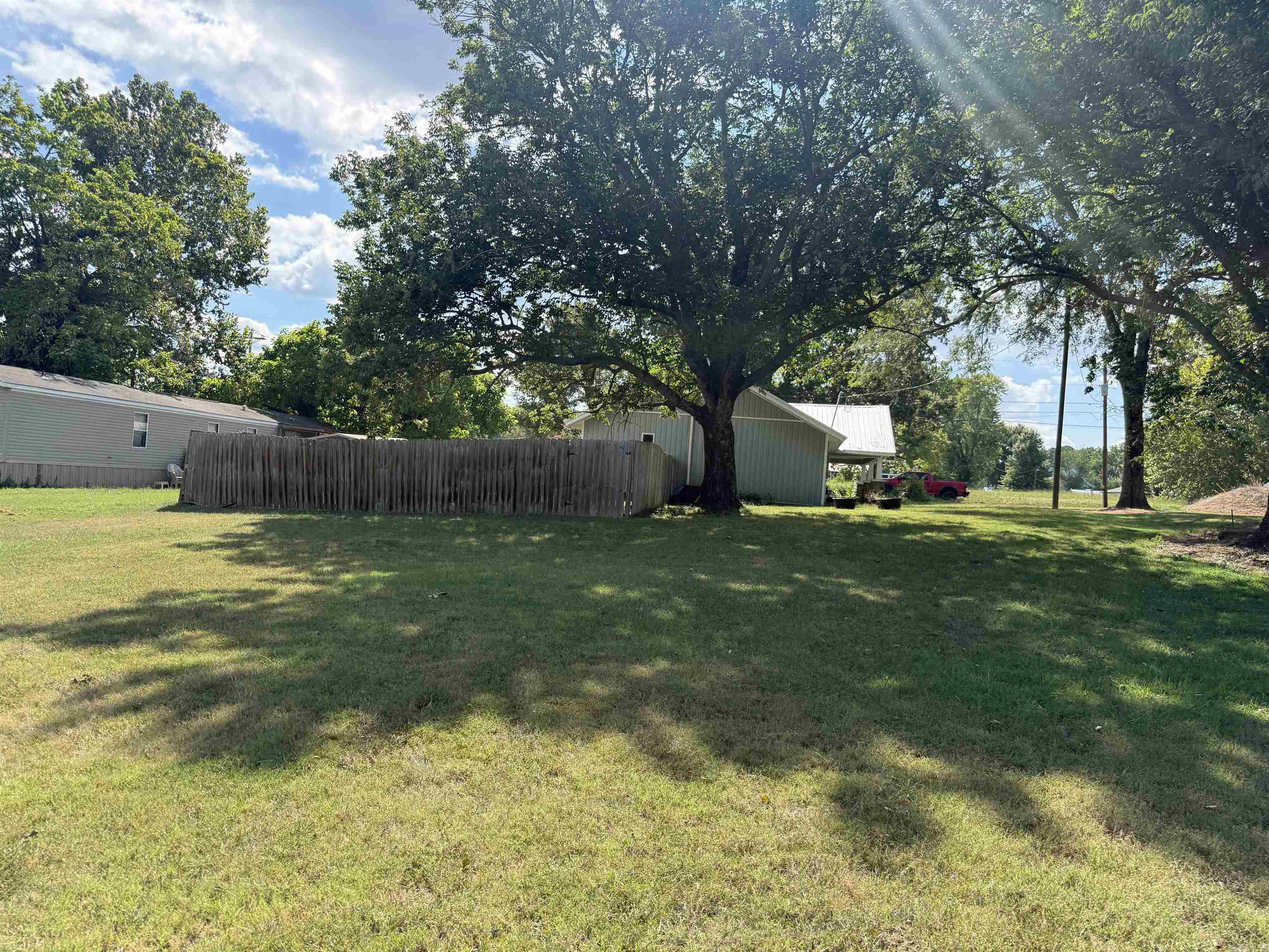 69 College Street Property Photo 19