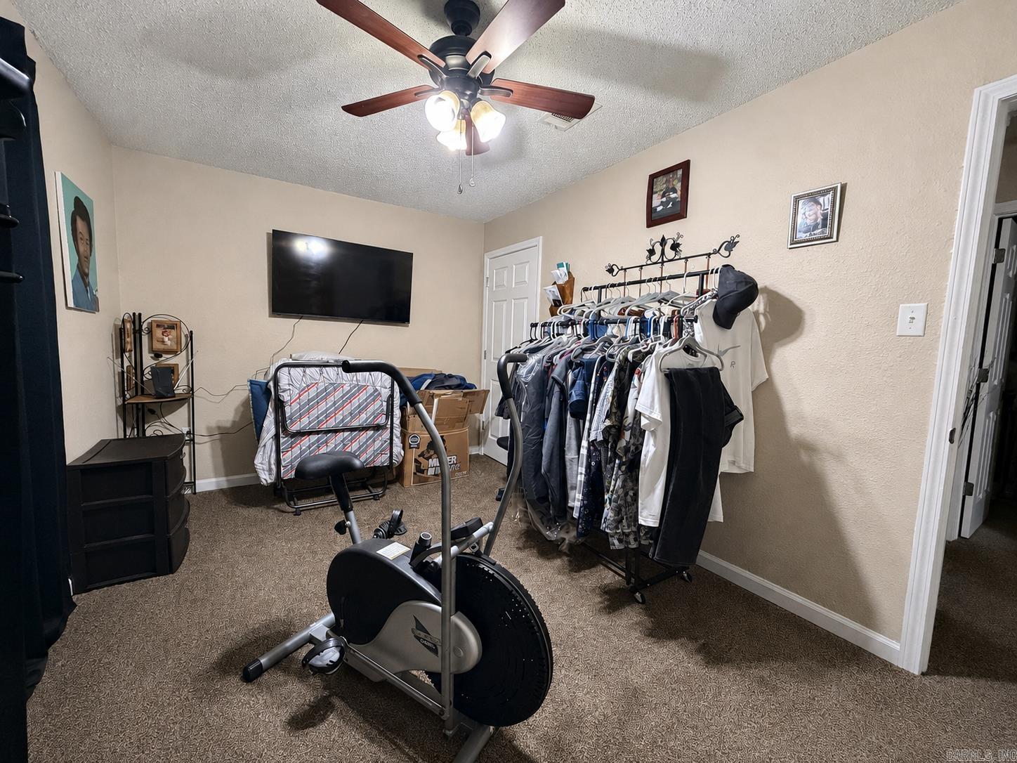 33 Hiland Pl Property Photo 5