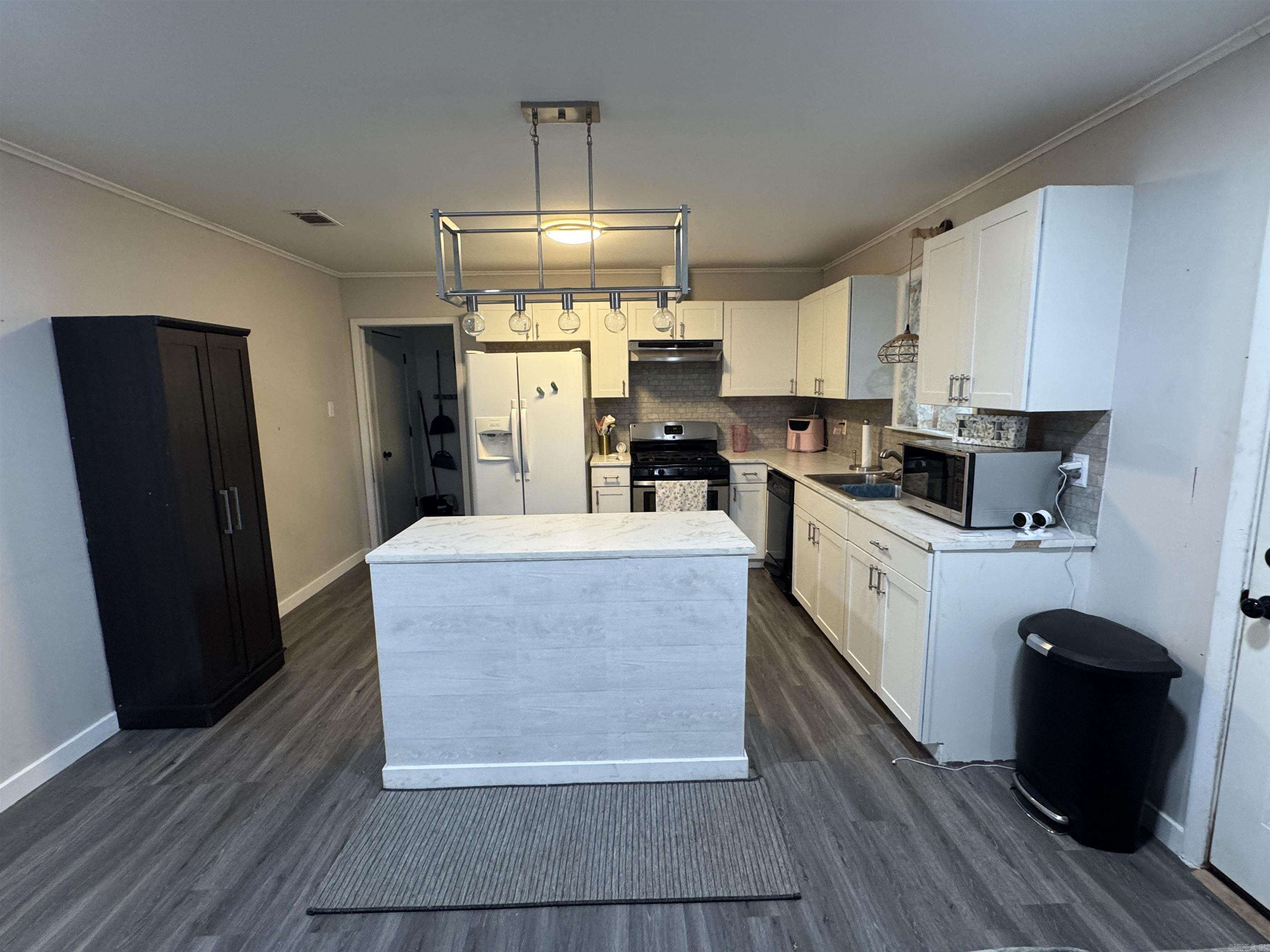 600 Bristol Drive Property Photo 13