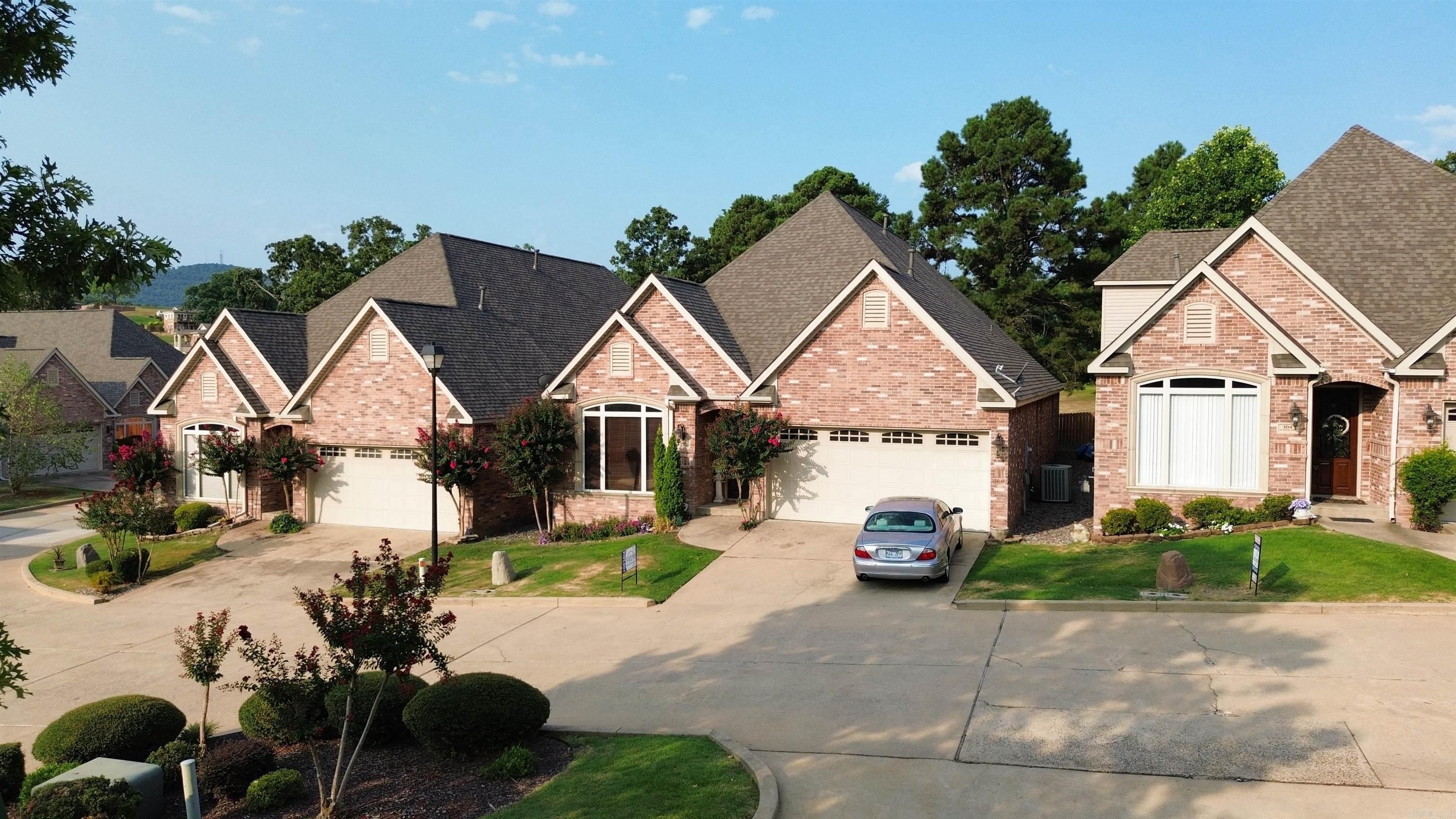 106 Waterloo Cove Property Photo 48