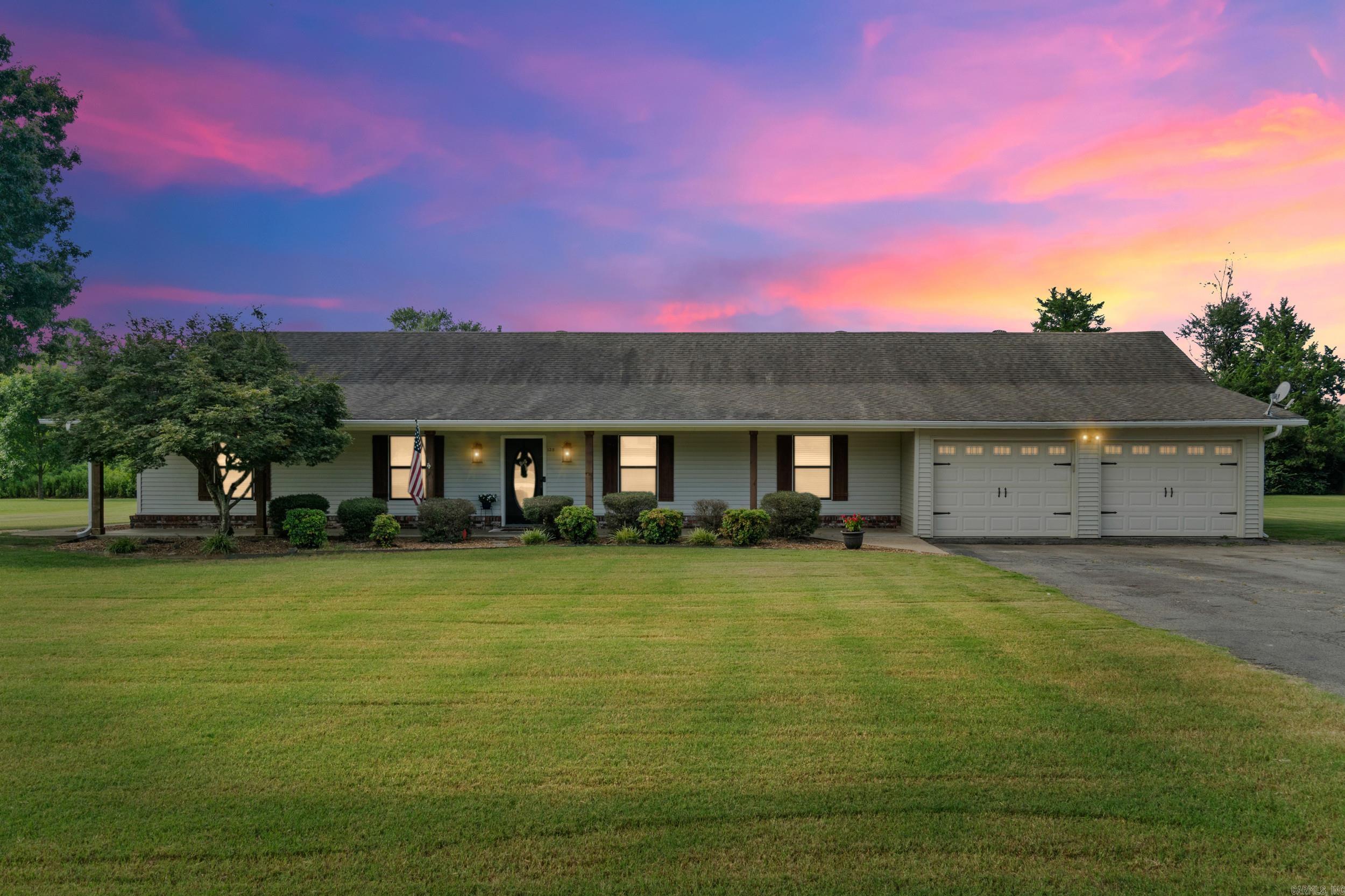 138 Casey Lane Property Photo 1