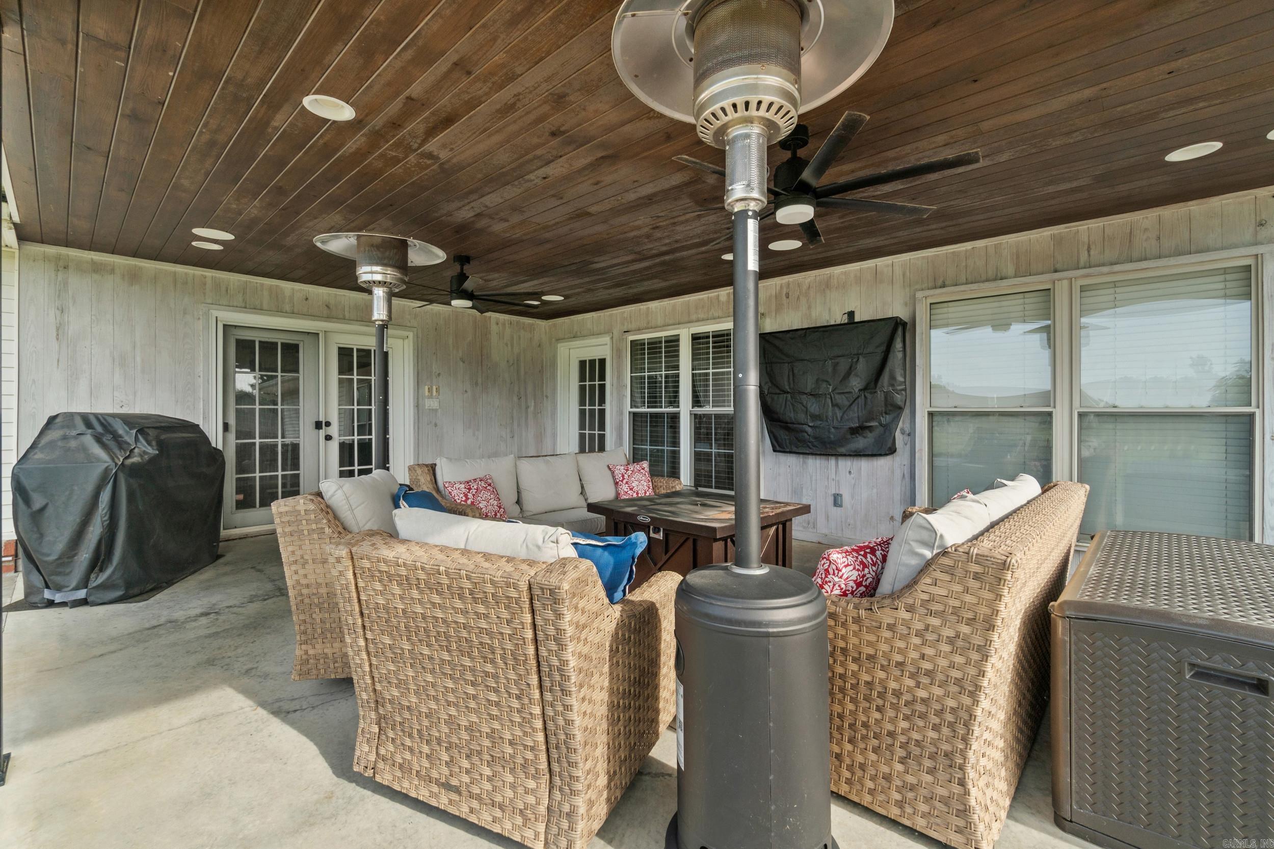 138 Casey Lane Property Photo 23