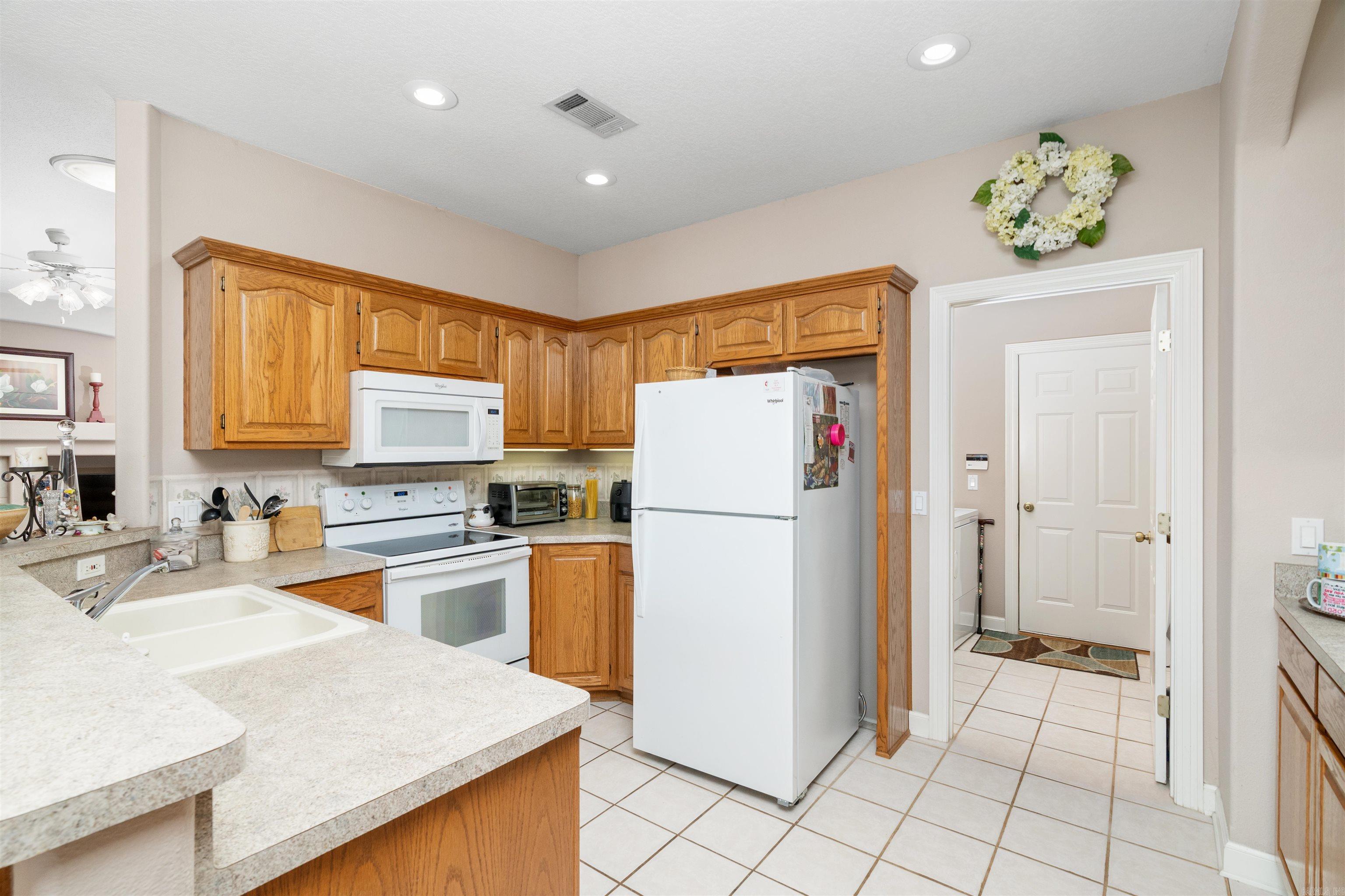 106 Cifuentes Way Property Photo 12