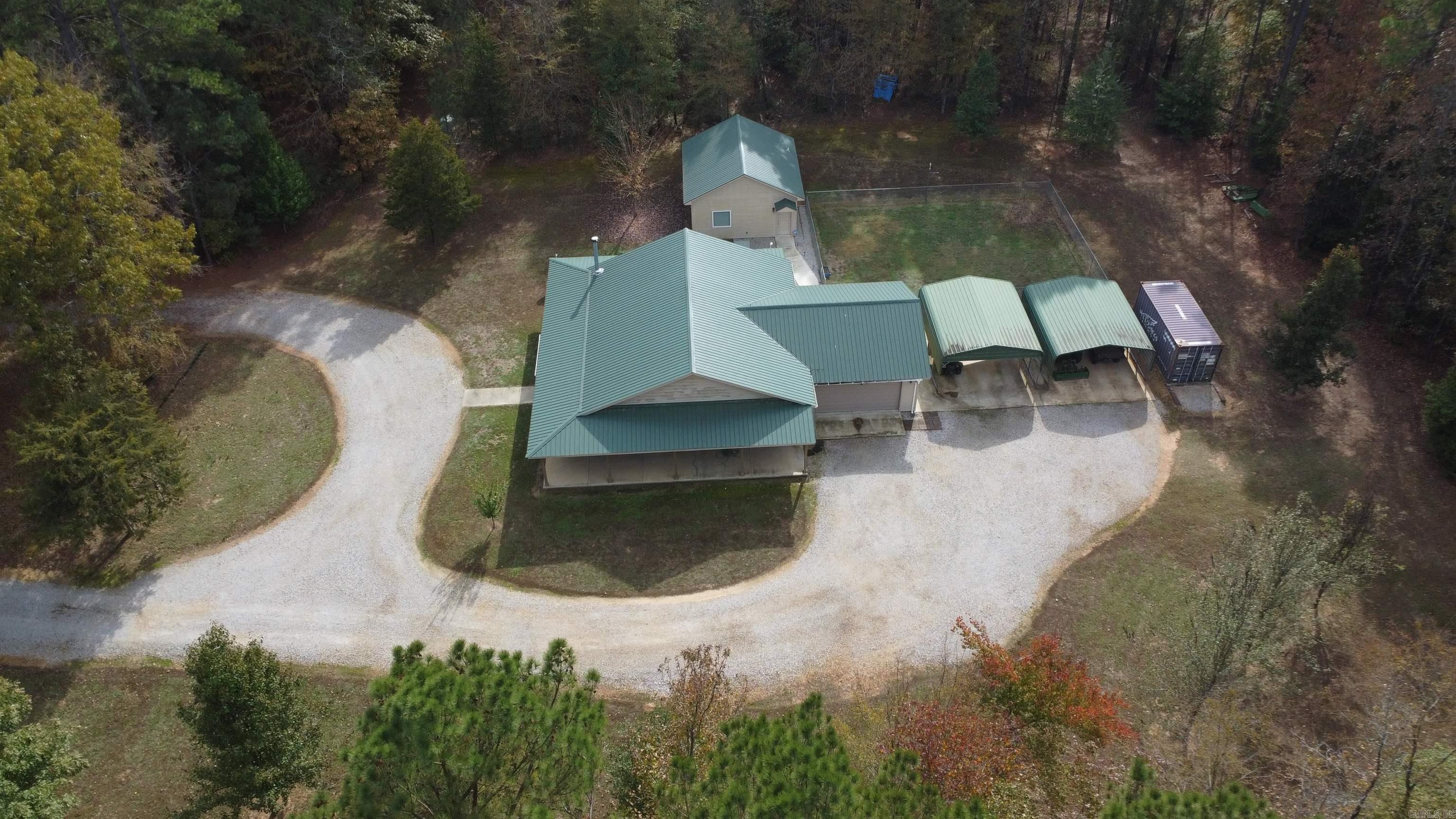 2327 Hwy 7n Property Photo 1