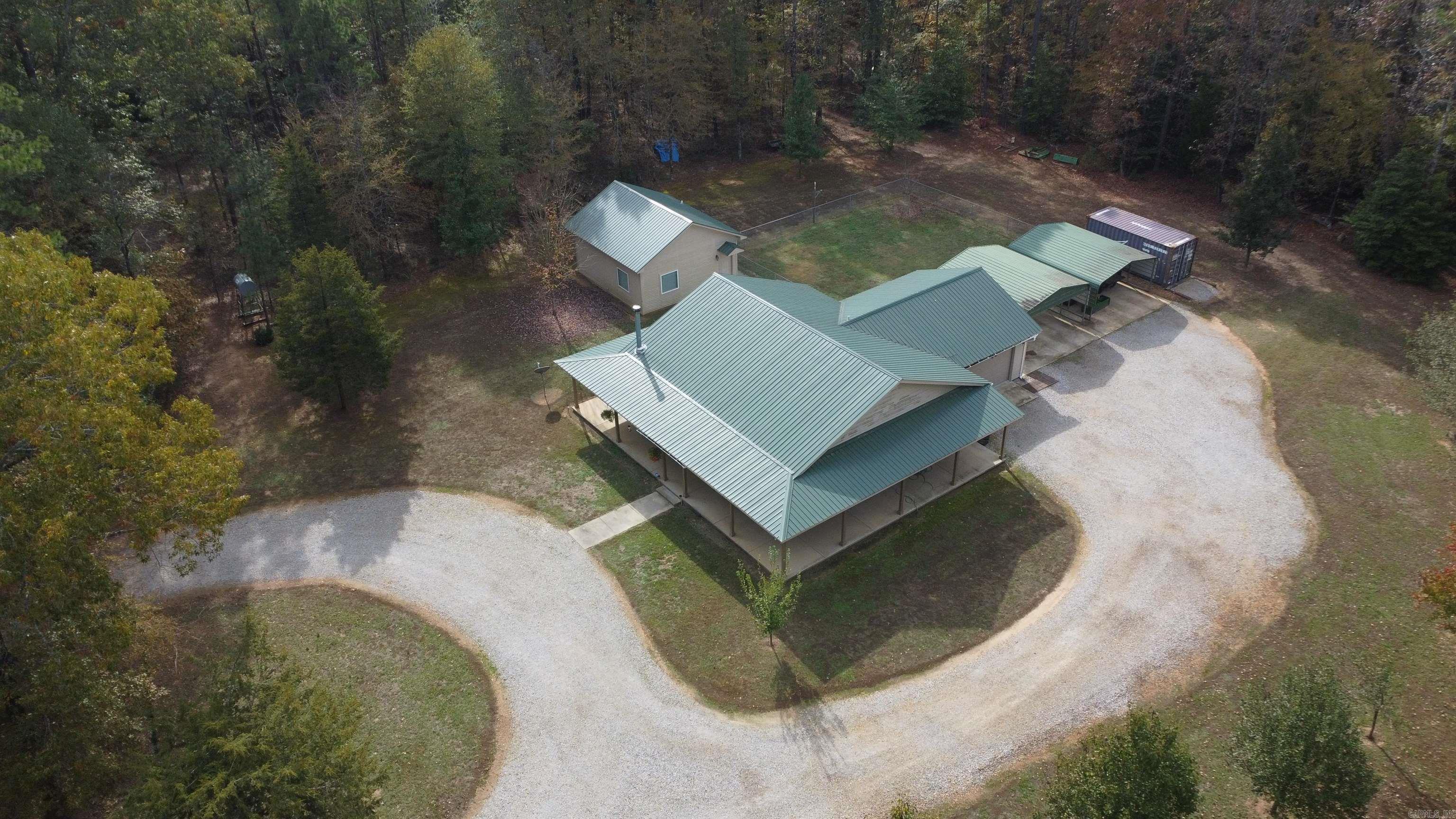 2327 Hwy 7n Property Photo 9
