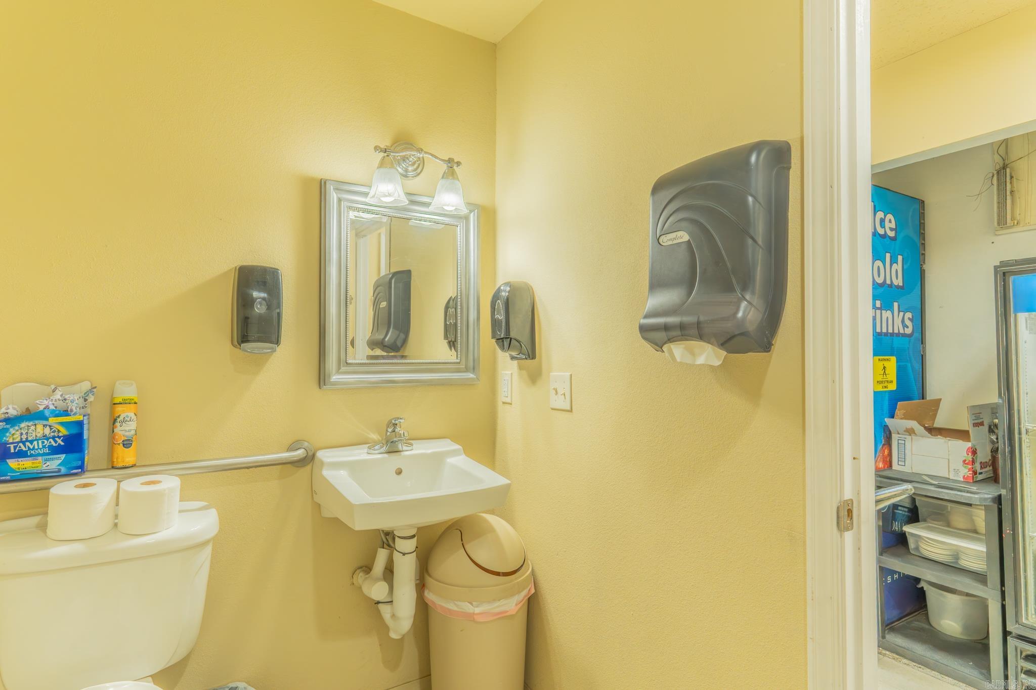 198 Carmona Road Property Photo 26