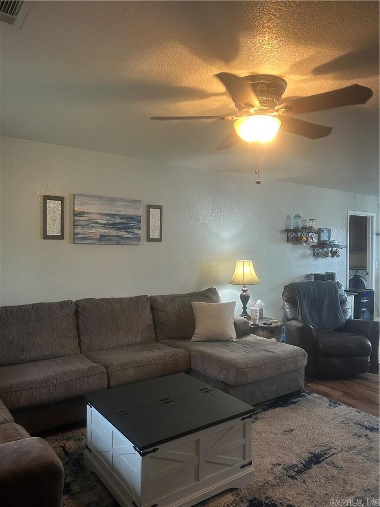 3 Sunflower Dr Property Photo 4