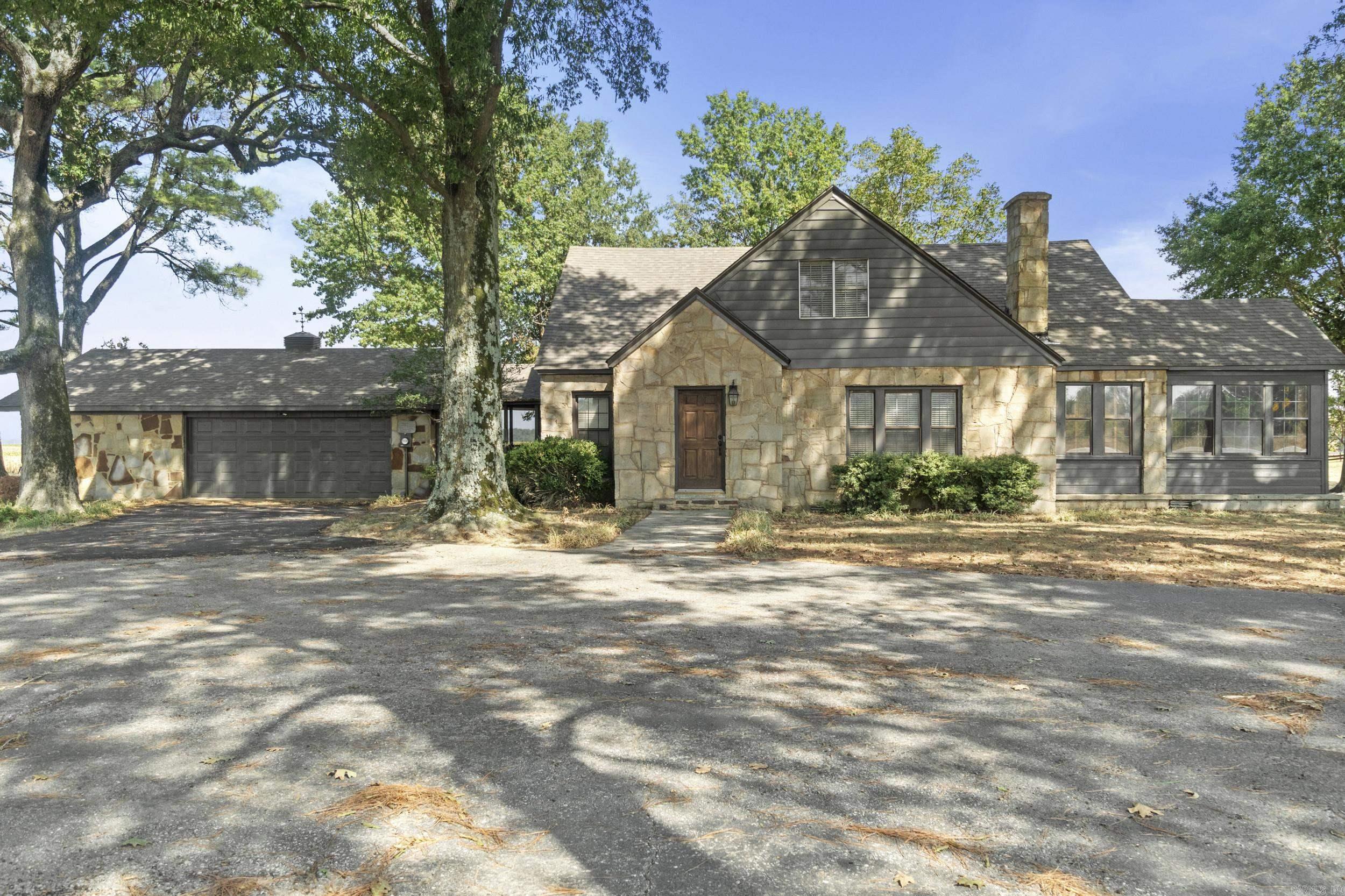 2222 Hwy 64 Property Photo 1