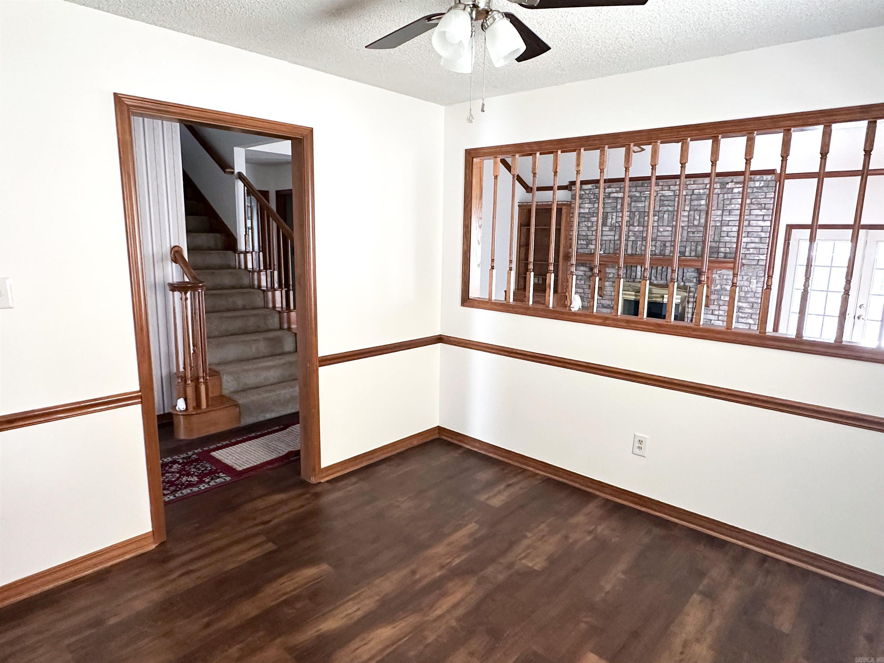 19 White Oak Circle Property Photo 7