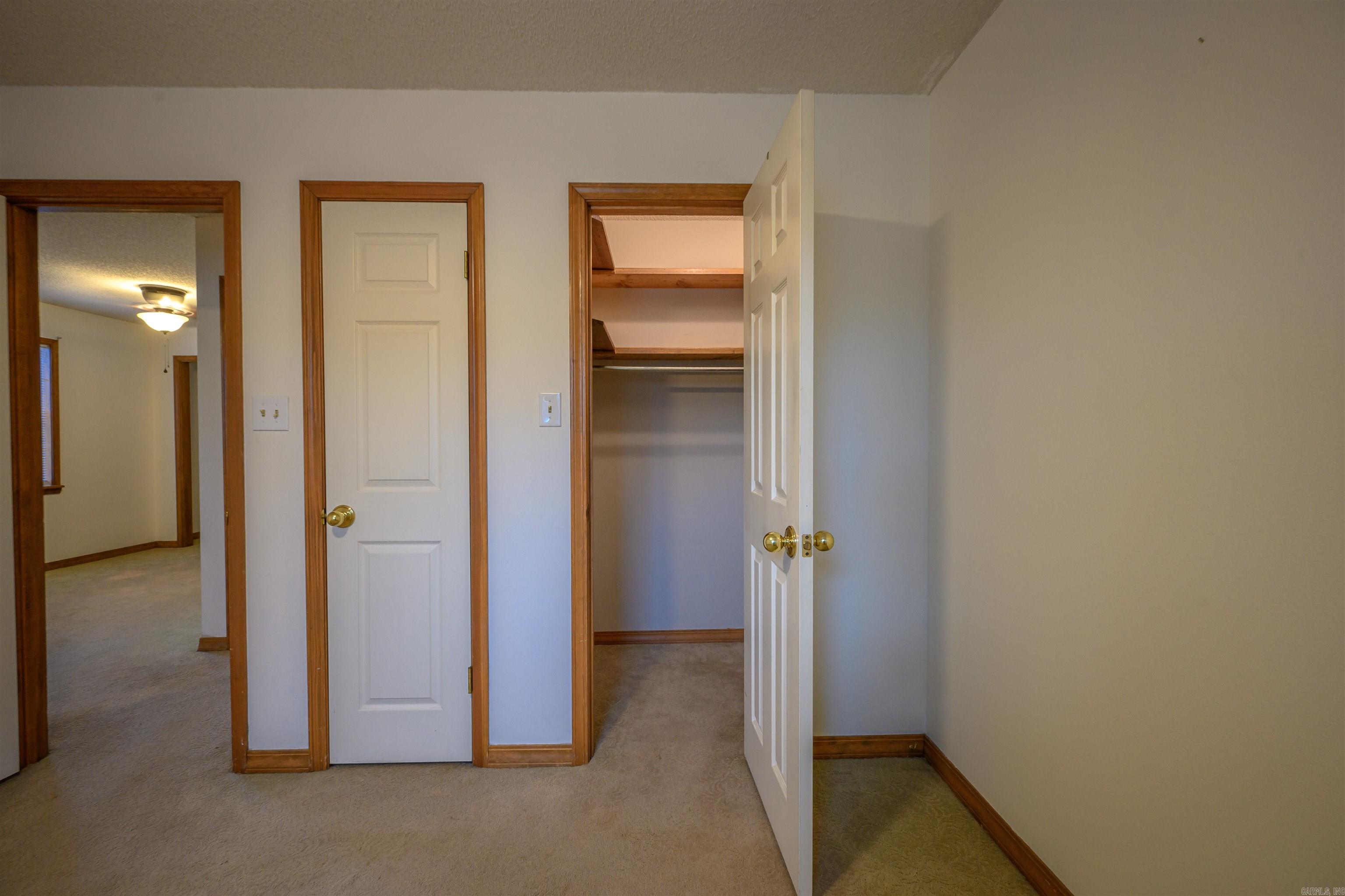 19 White Oak Circle Property Photo 23