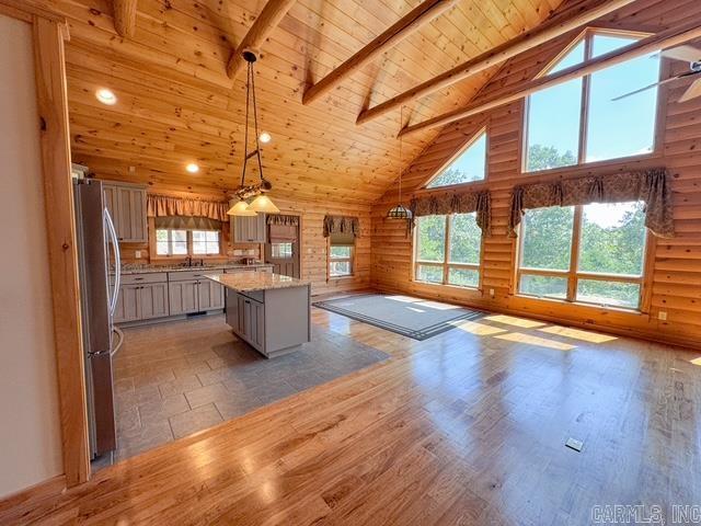 706 Blackjack Trail Property Photo 4