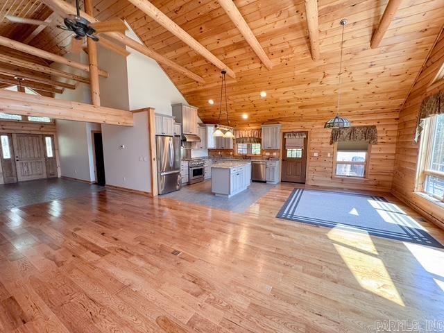 706 Blackjack Trail Property Photo 5
