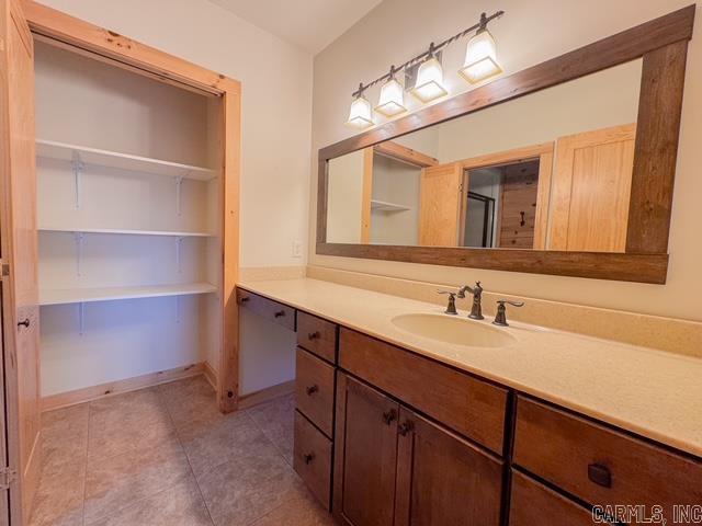 706 Blackjack Trail Property Photo 10