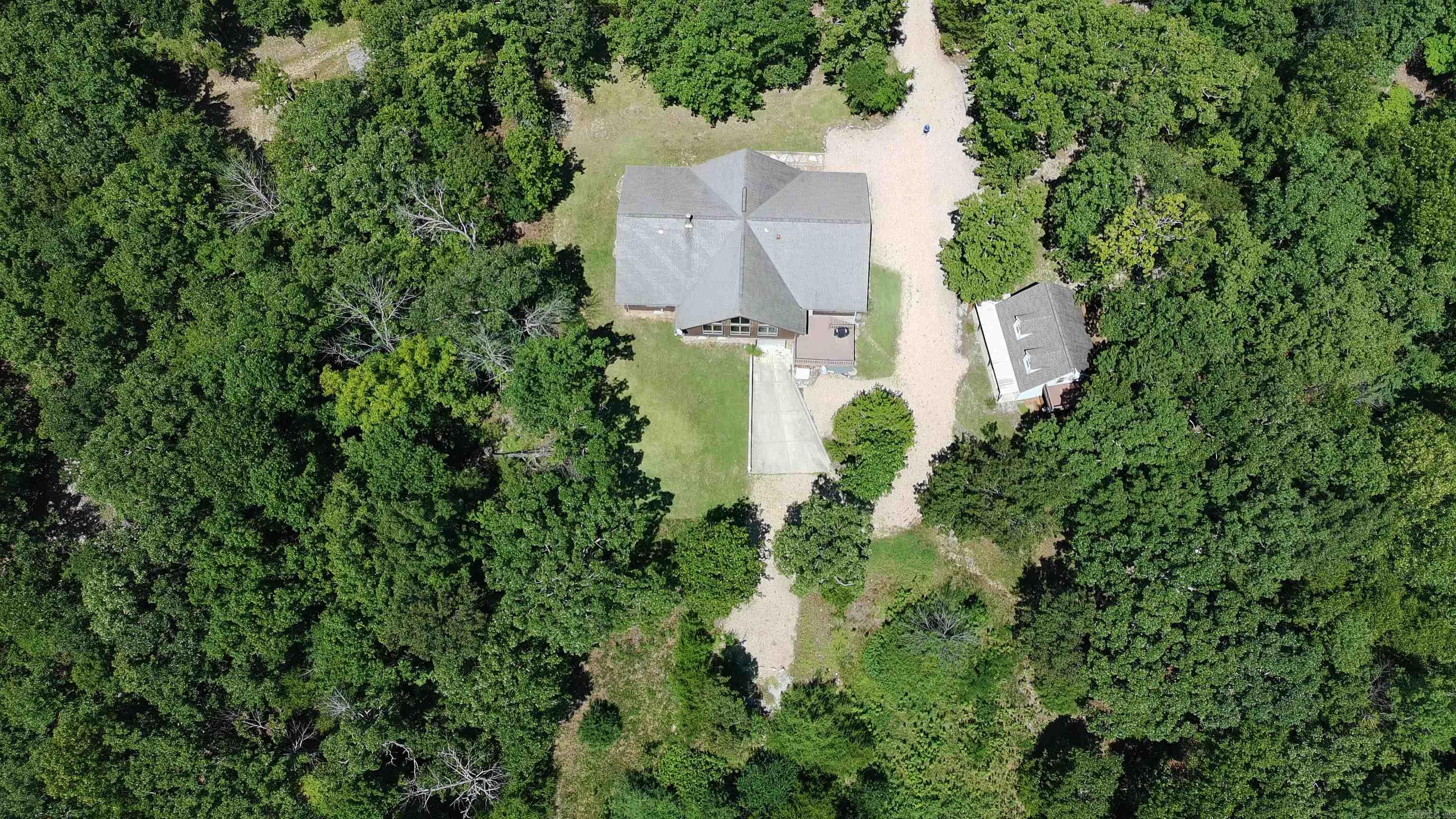 706 Blackjack Trail Property Photo 34