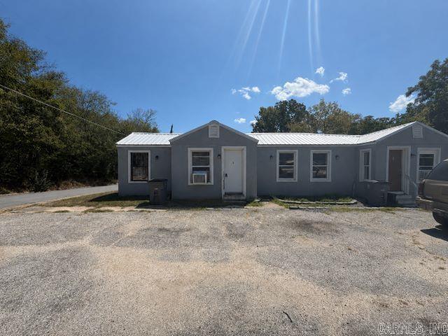 407 Henry Street 3 Property Photo 1