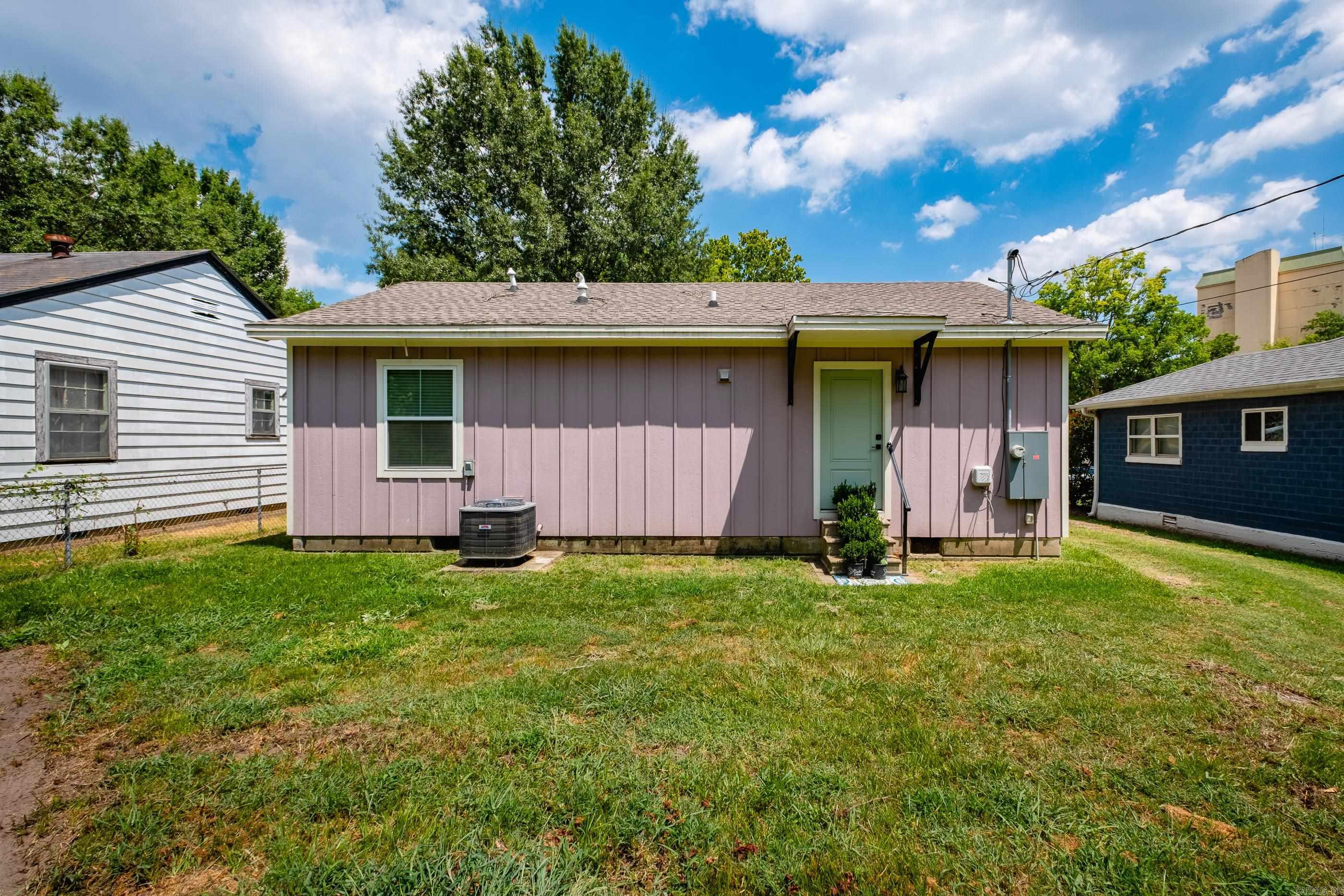 1920 Bragg Street Property Photo 27