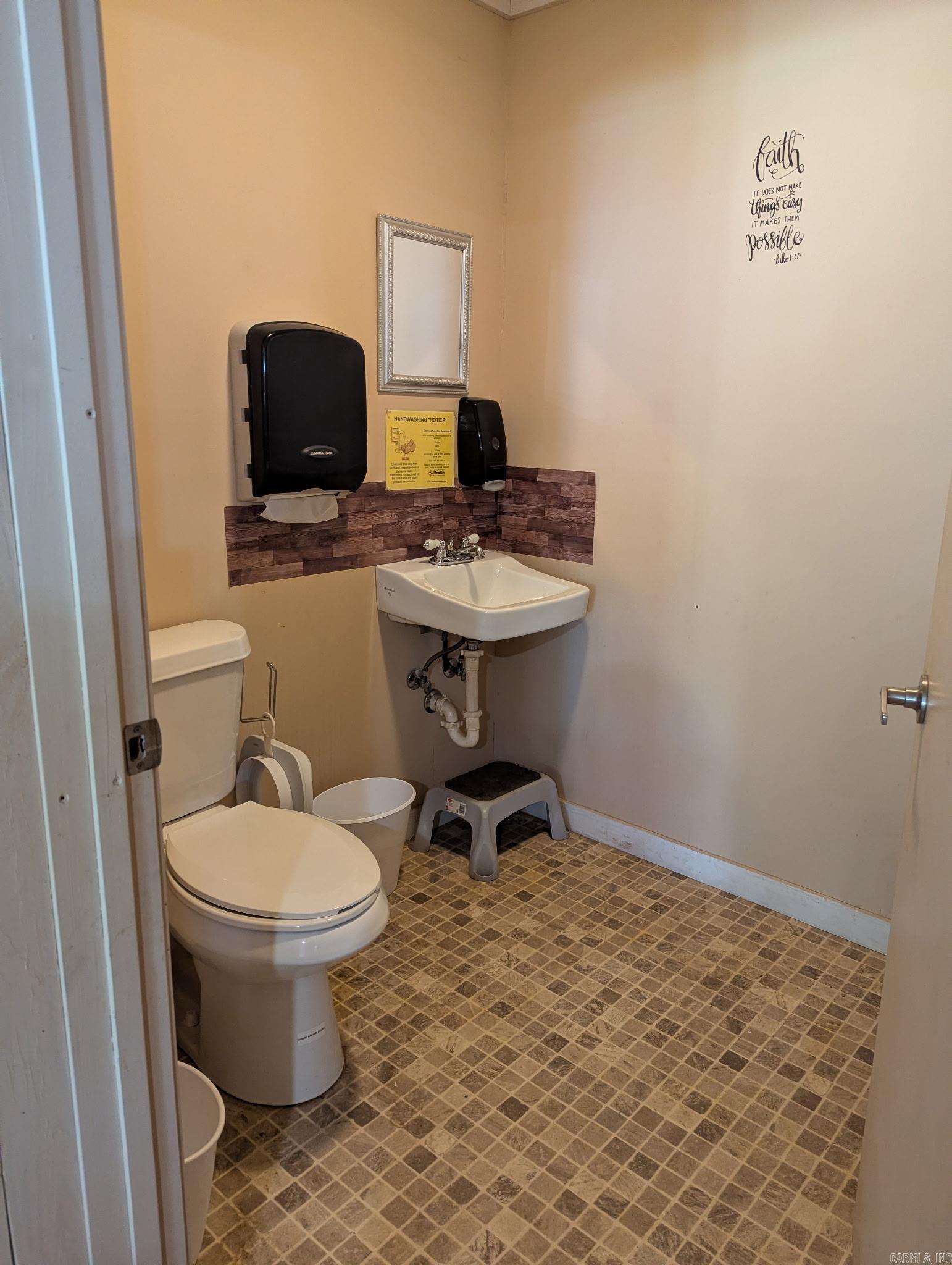 2119 Nathan Road Property Photo 6