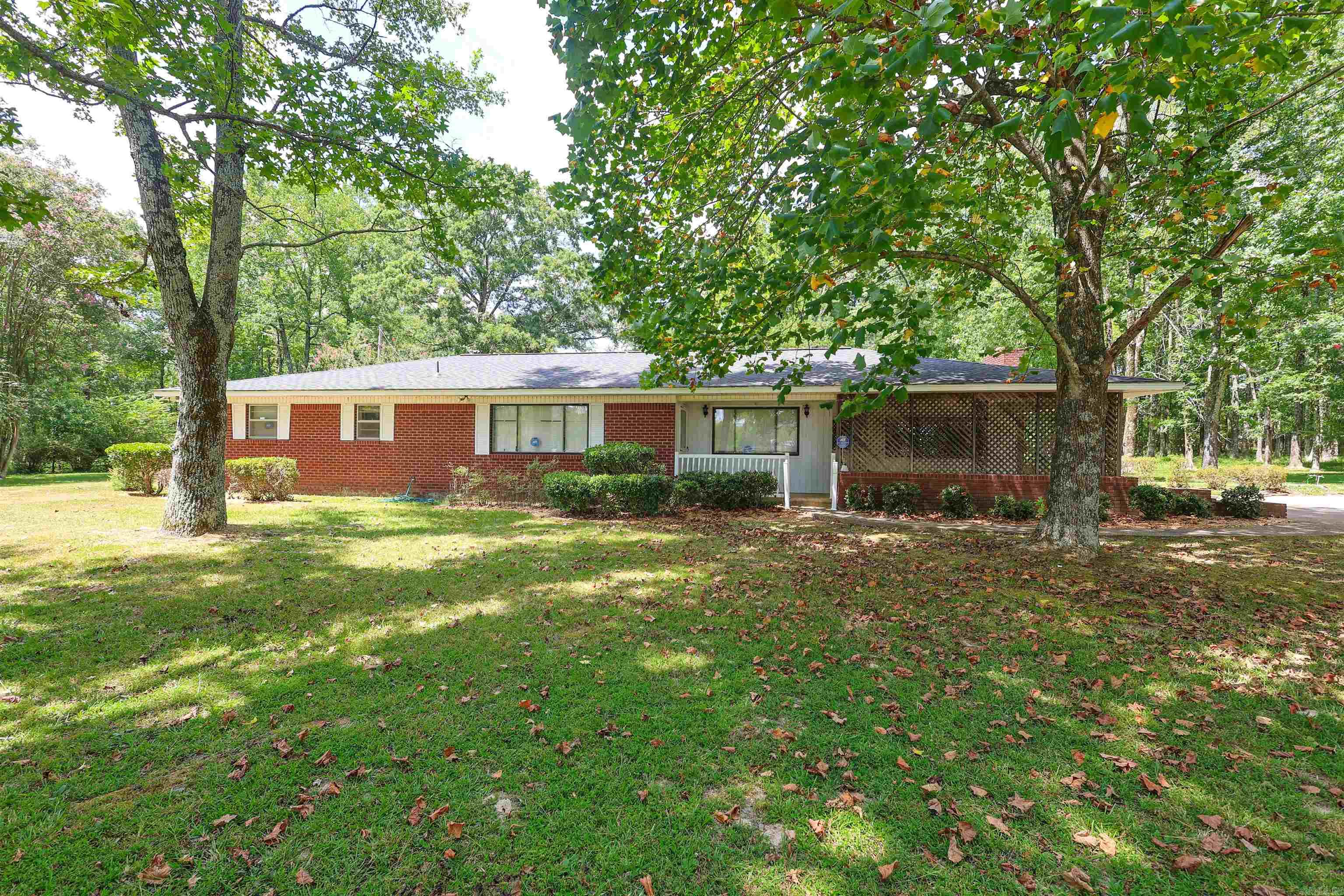 228 Park St. Property Photo 1