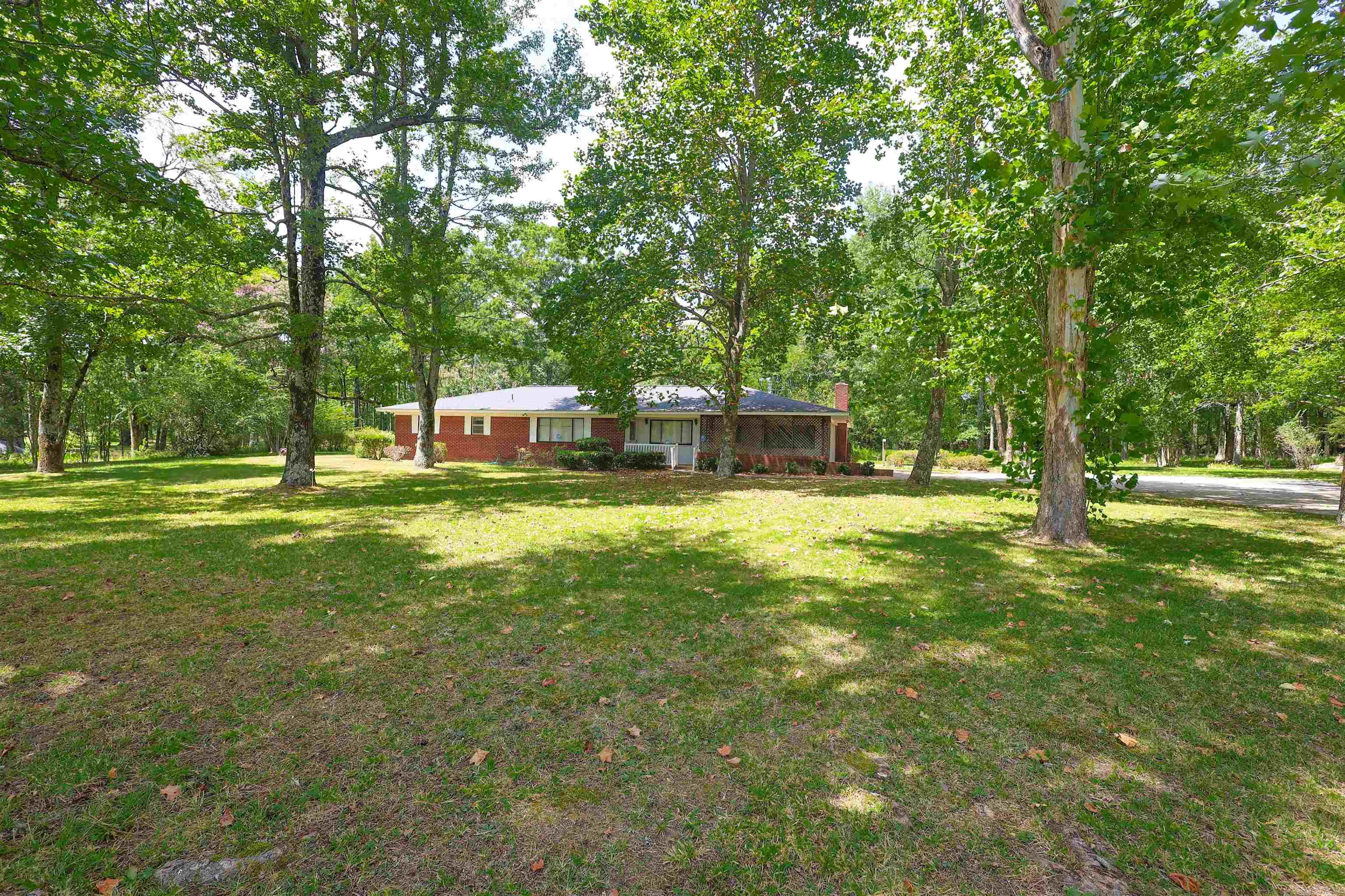 228 Park St. Property Photo 45