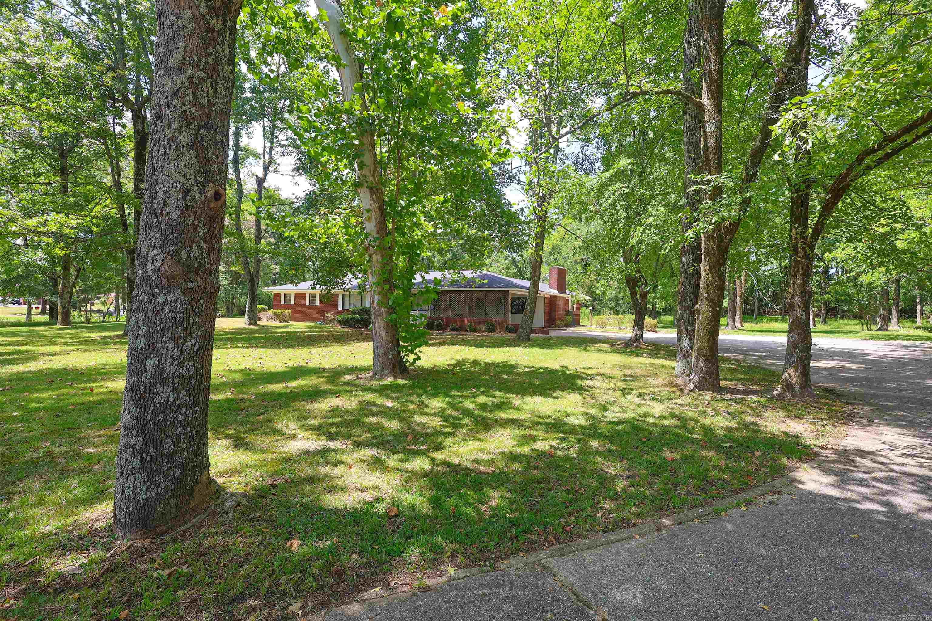 228 Park St. Property Photo 49