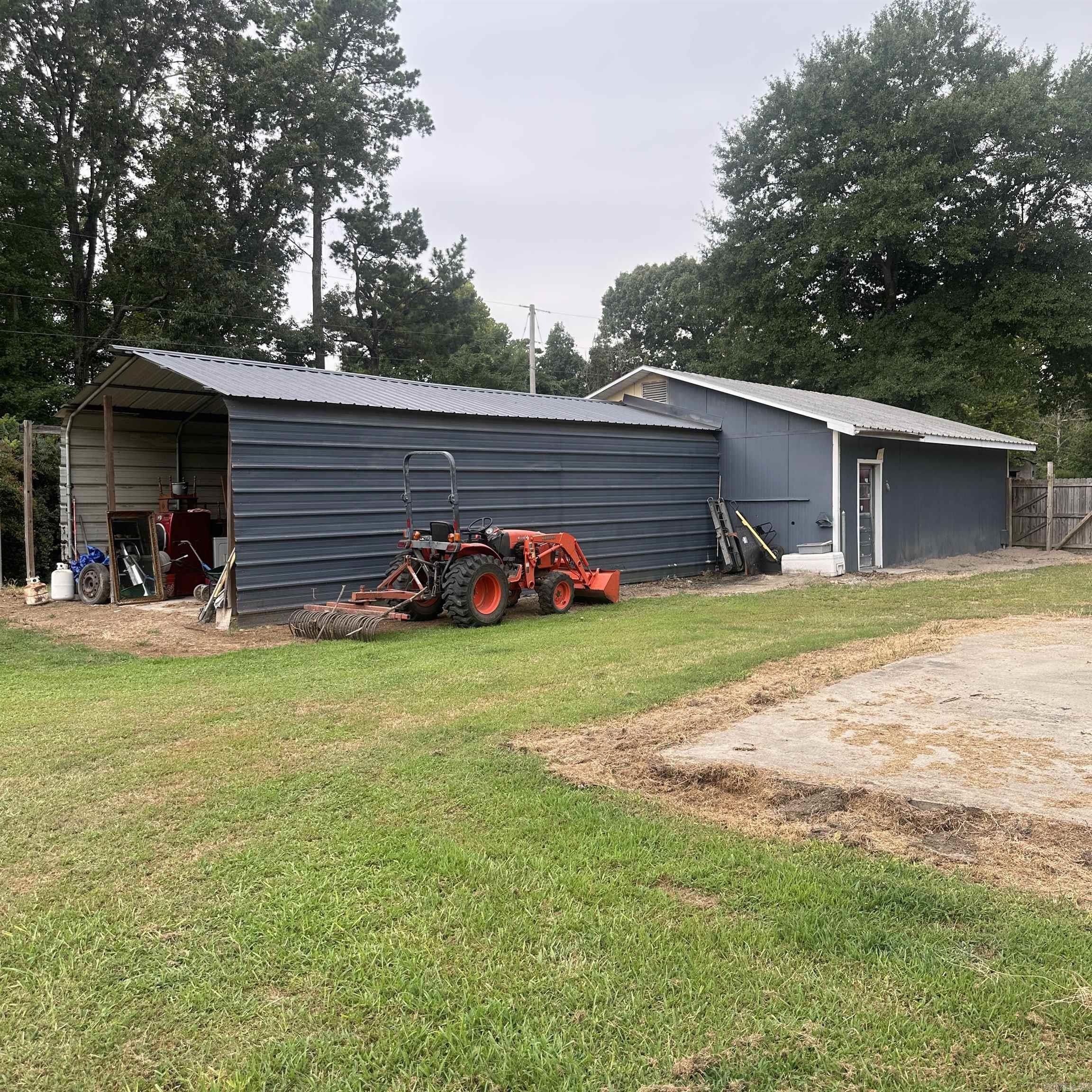 326 Gifford Tram Property Photo 15