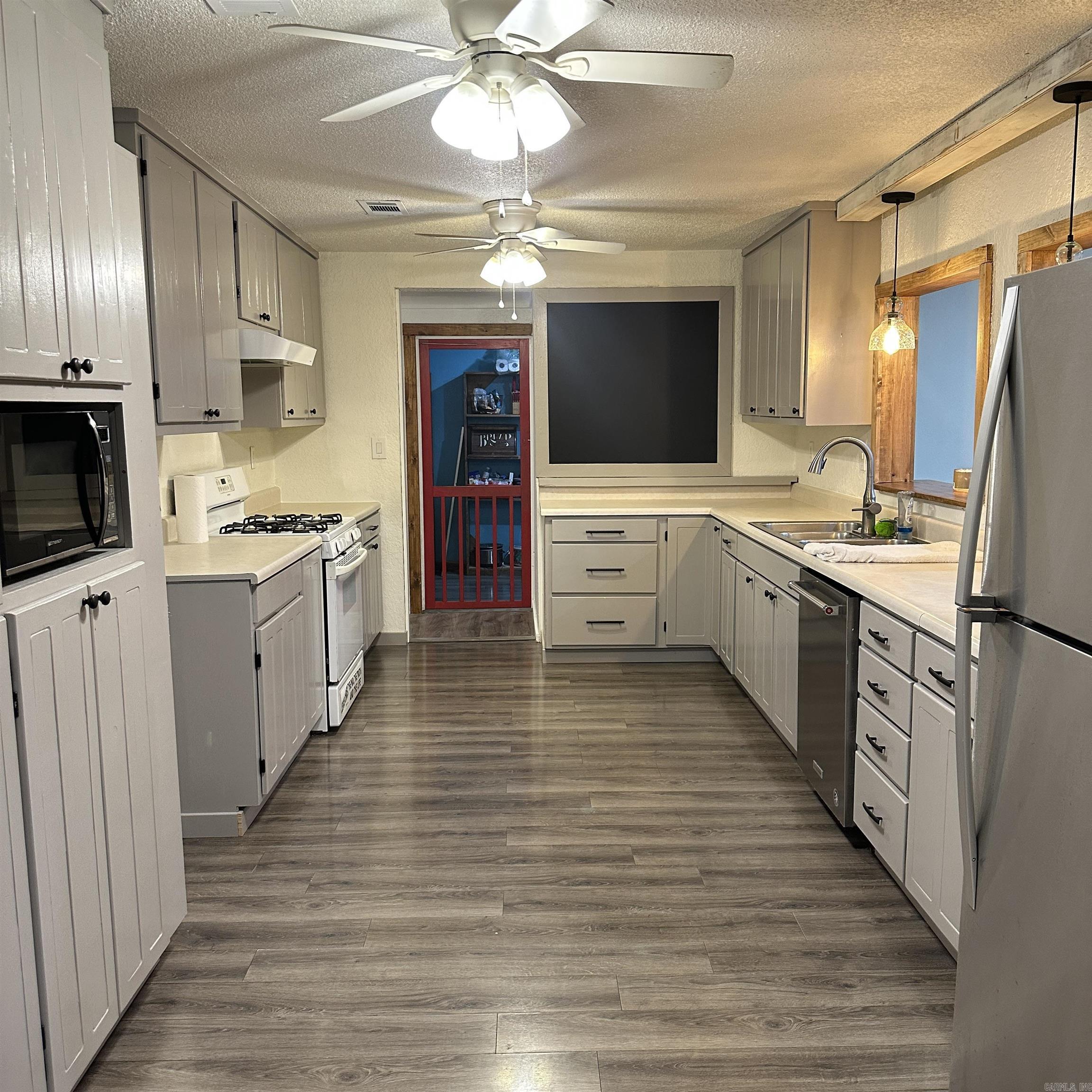 326 Gifford Tram Property Photo 24