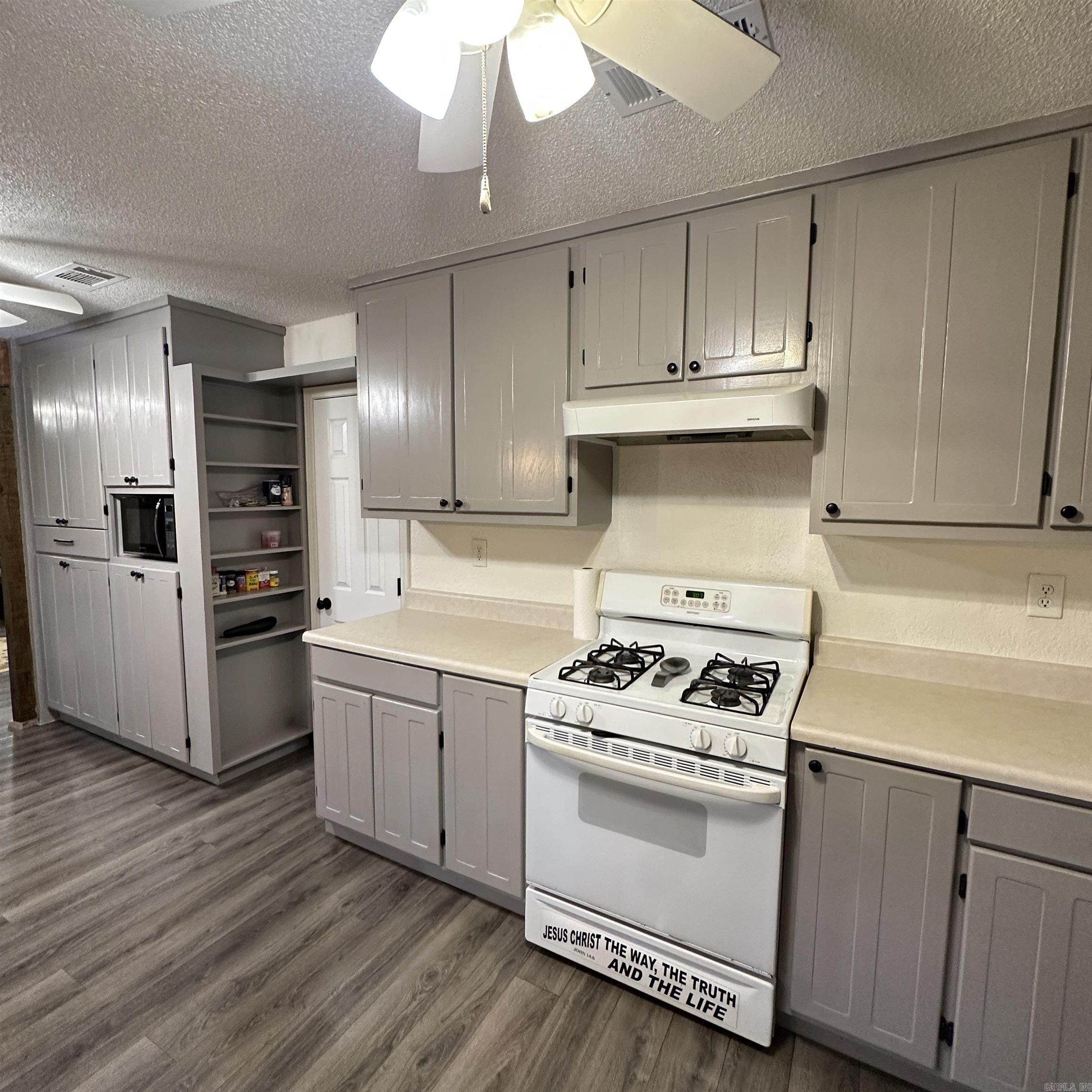 326 Gifford Tram Property Photo 25