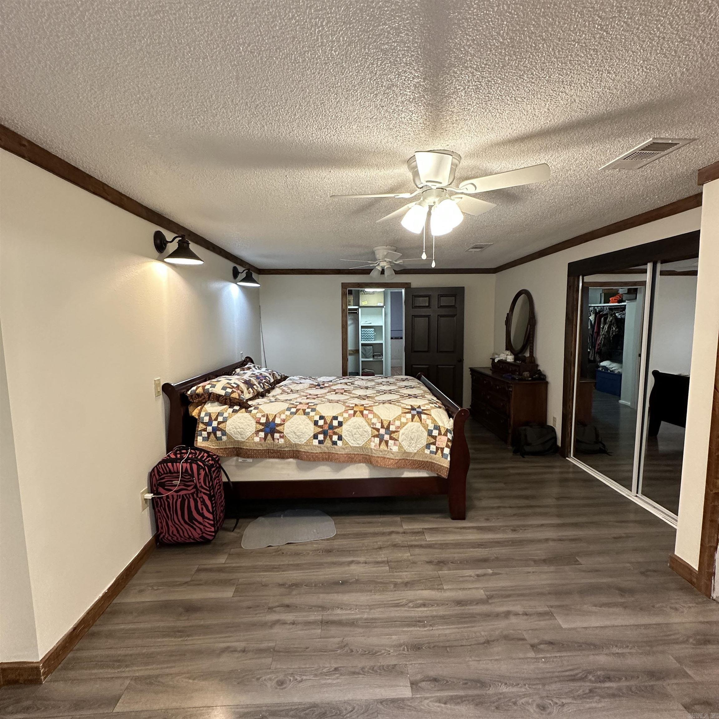 326 Gifford Tram Property Photo 31