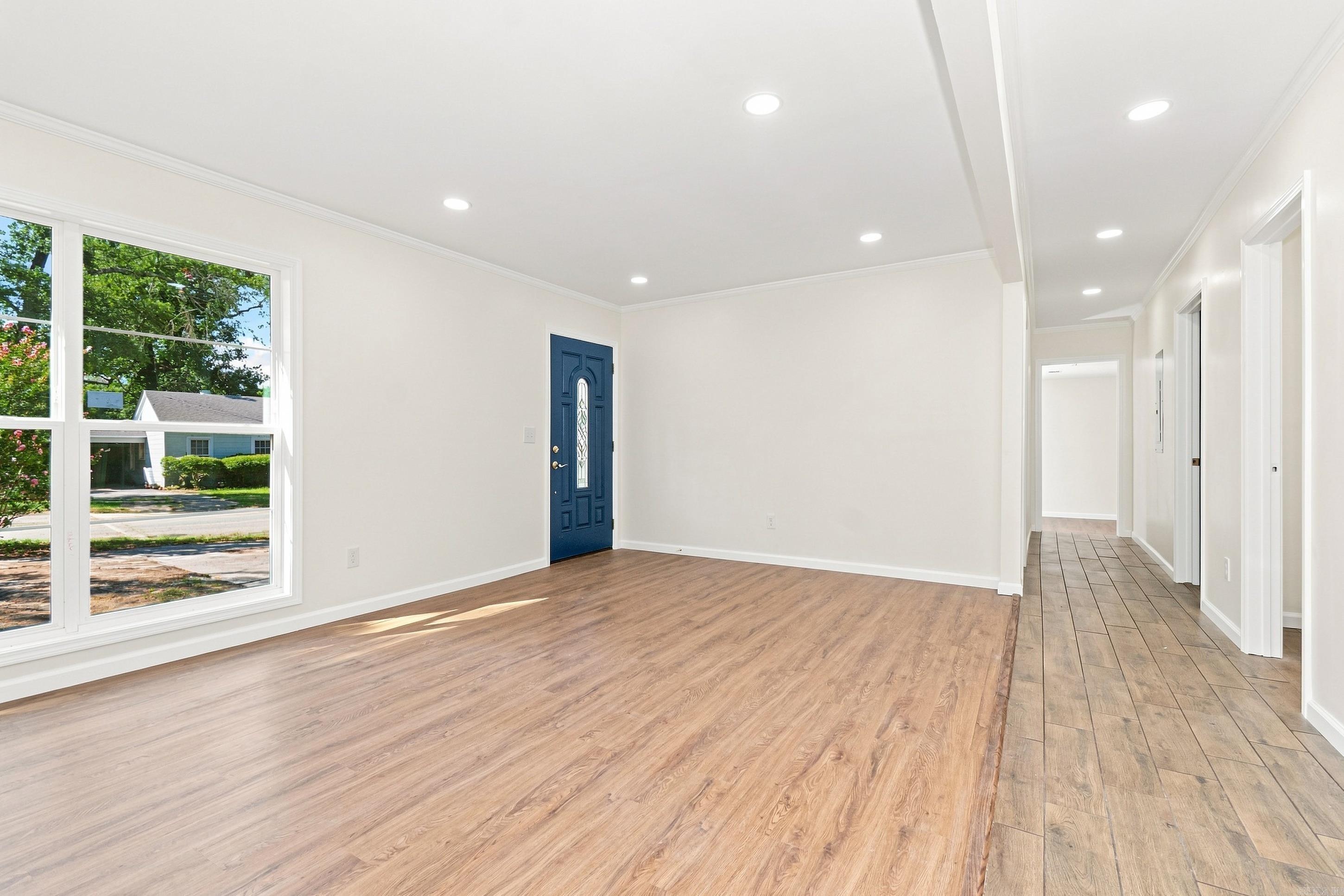 509 S Parkway Drive Property Photo 3