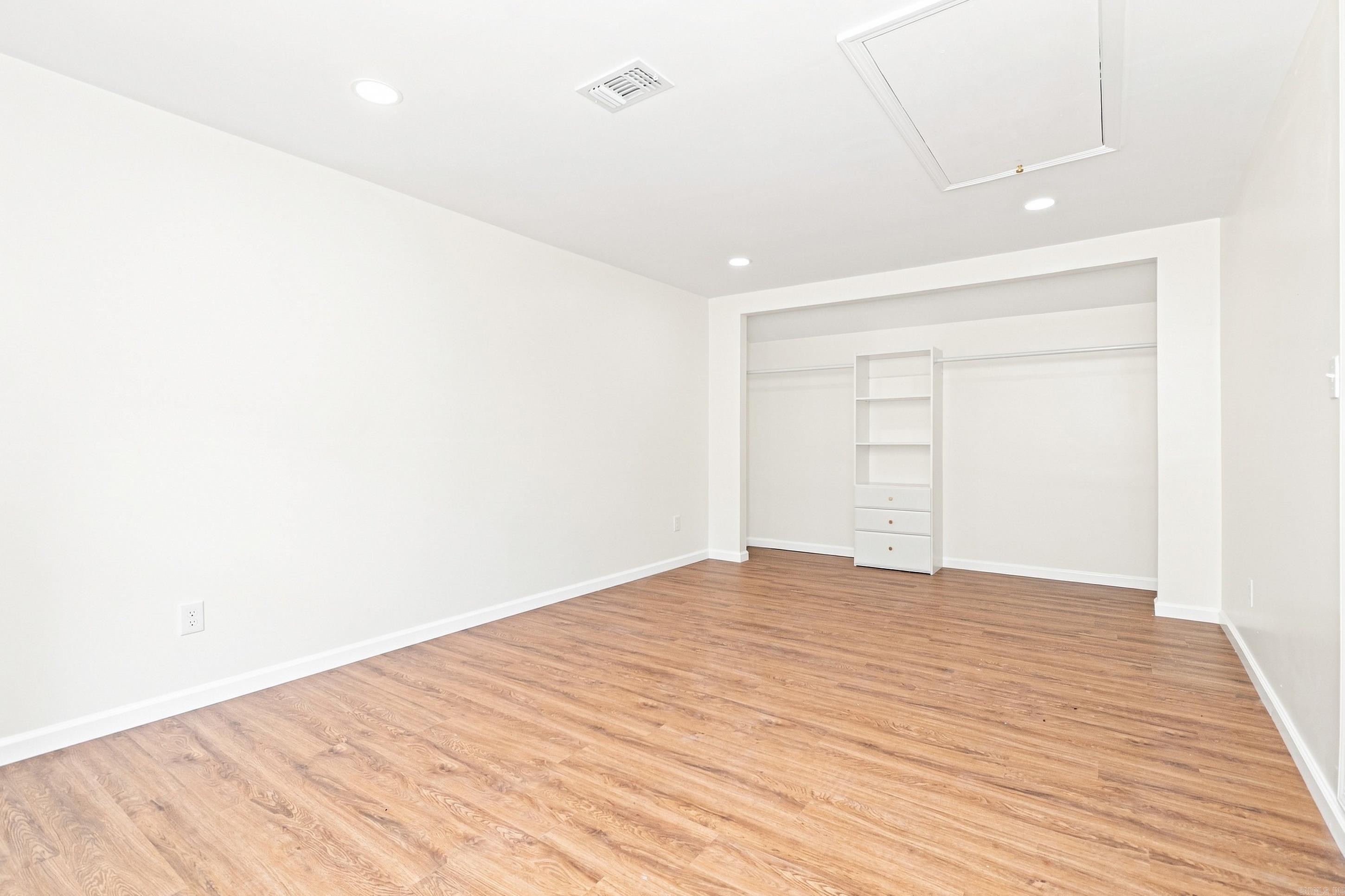 509 S Parkway Drive Property Photo 4