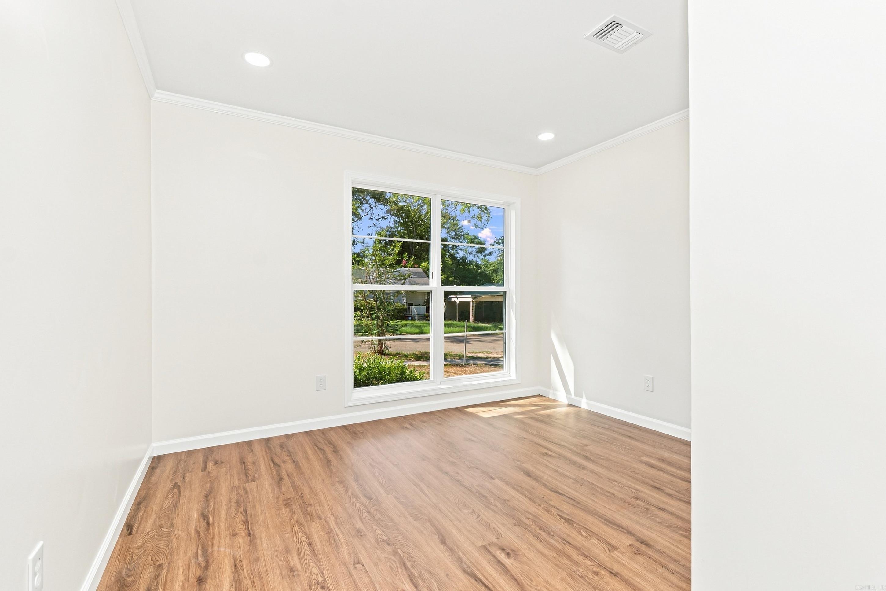 509 S Parkway Drive Property Photo 6
