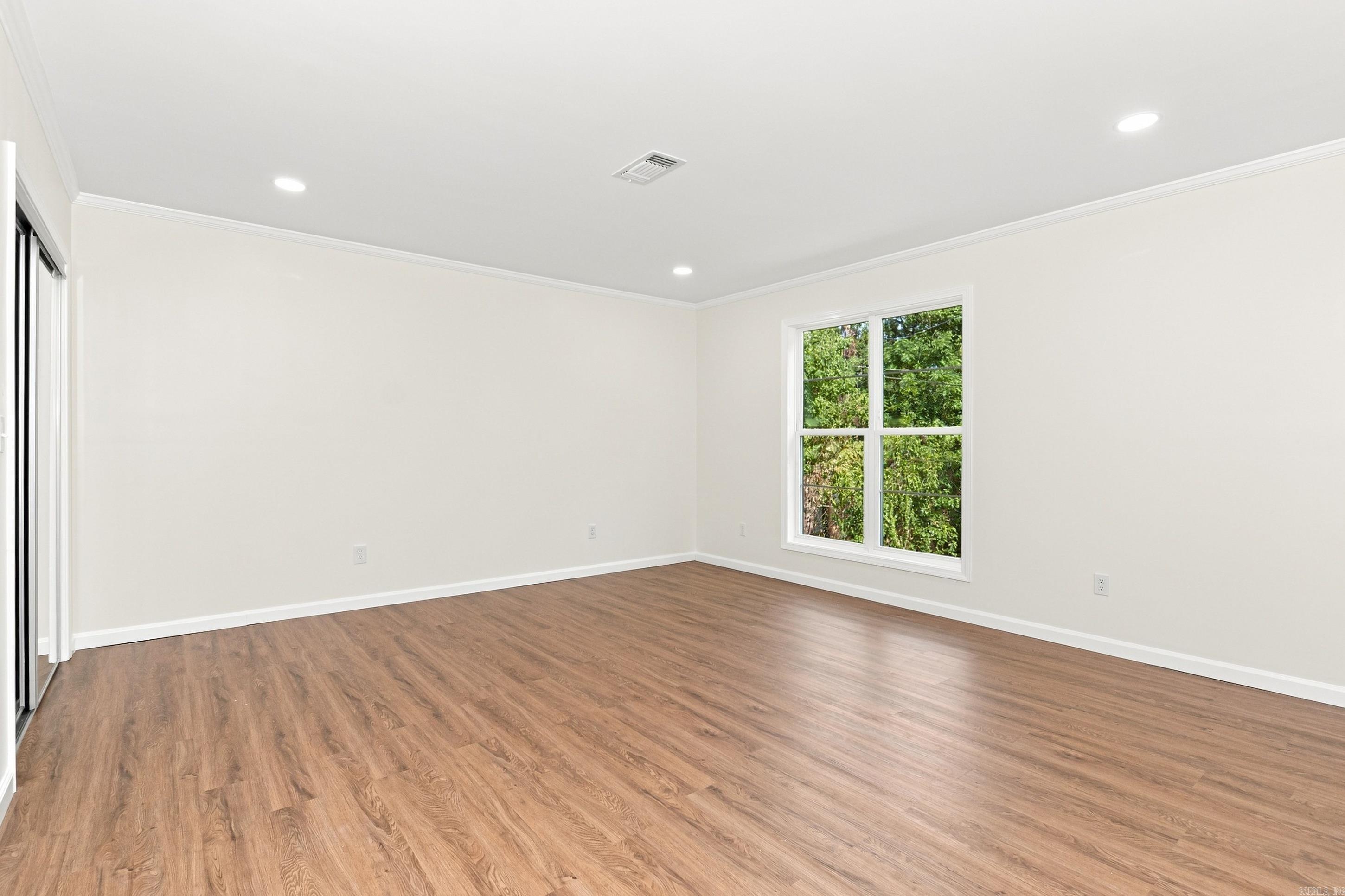 509 S Parkway Drive Property Photo 14