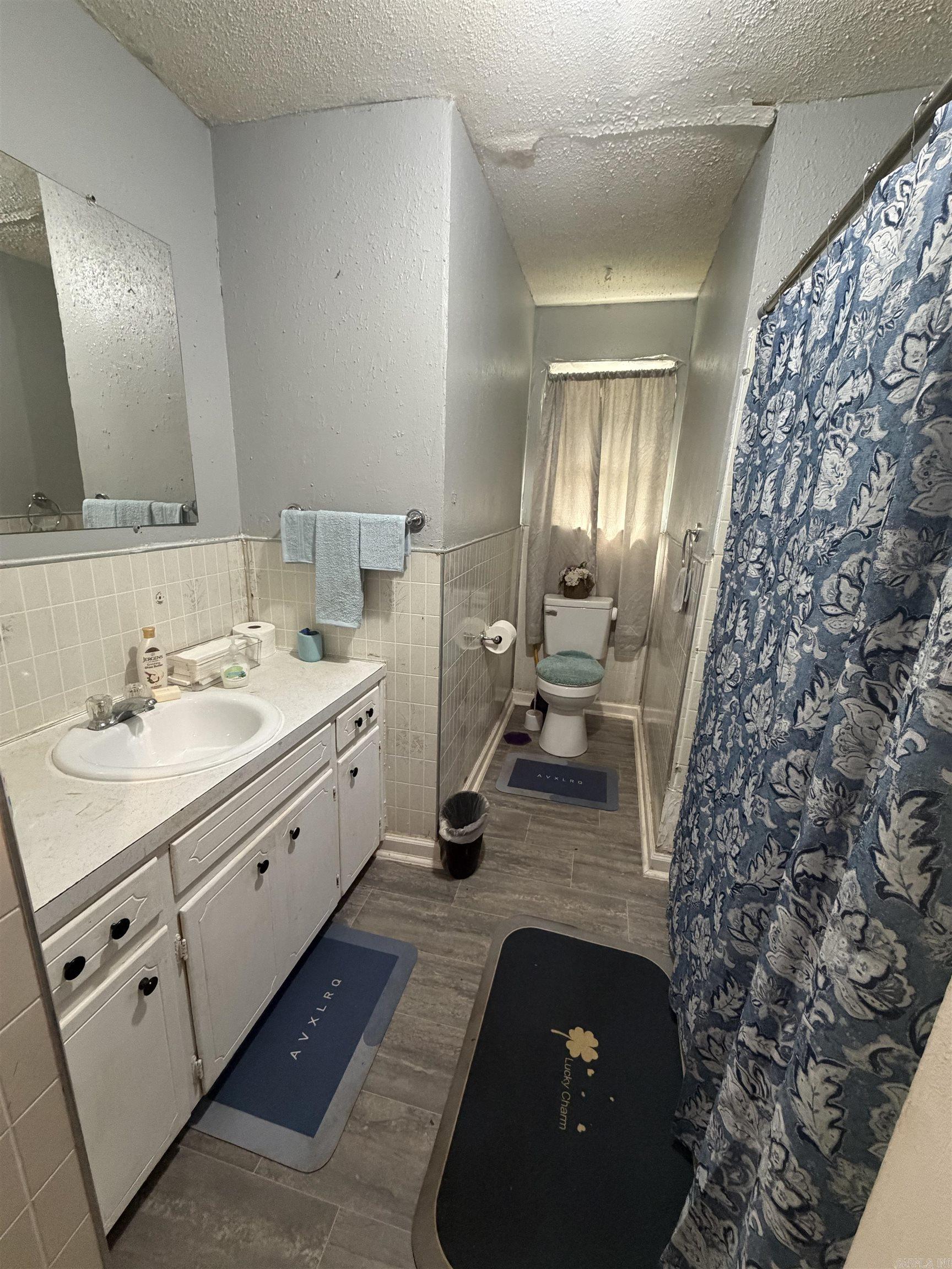 216 E Elizabeth Ann Street Property Photo 9