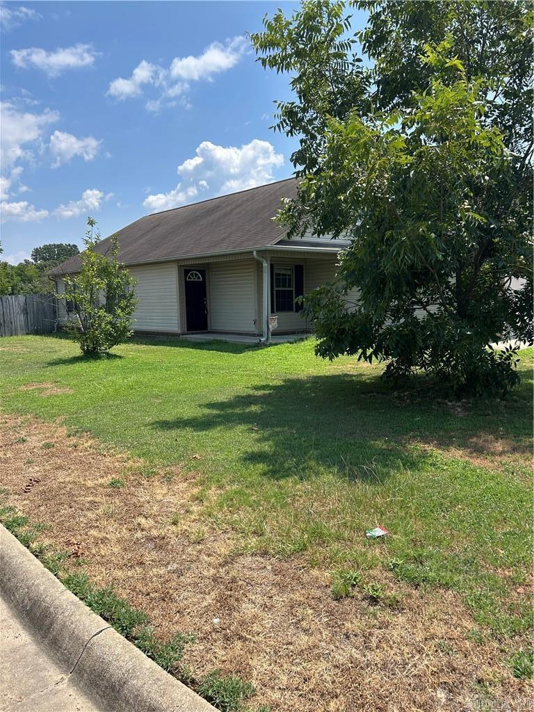 1209 S Pittsburg Ave Property Photo 2