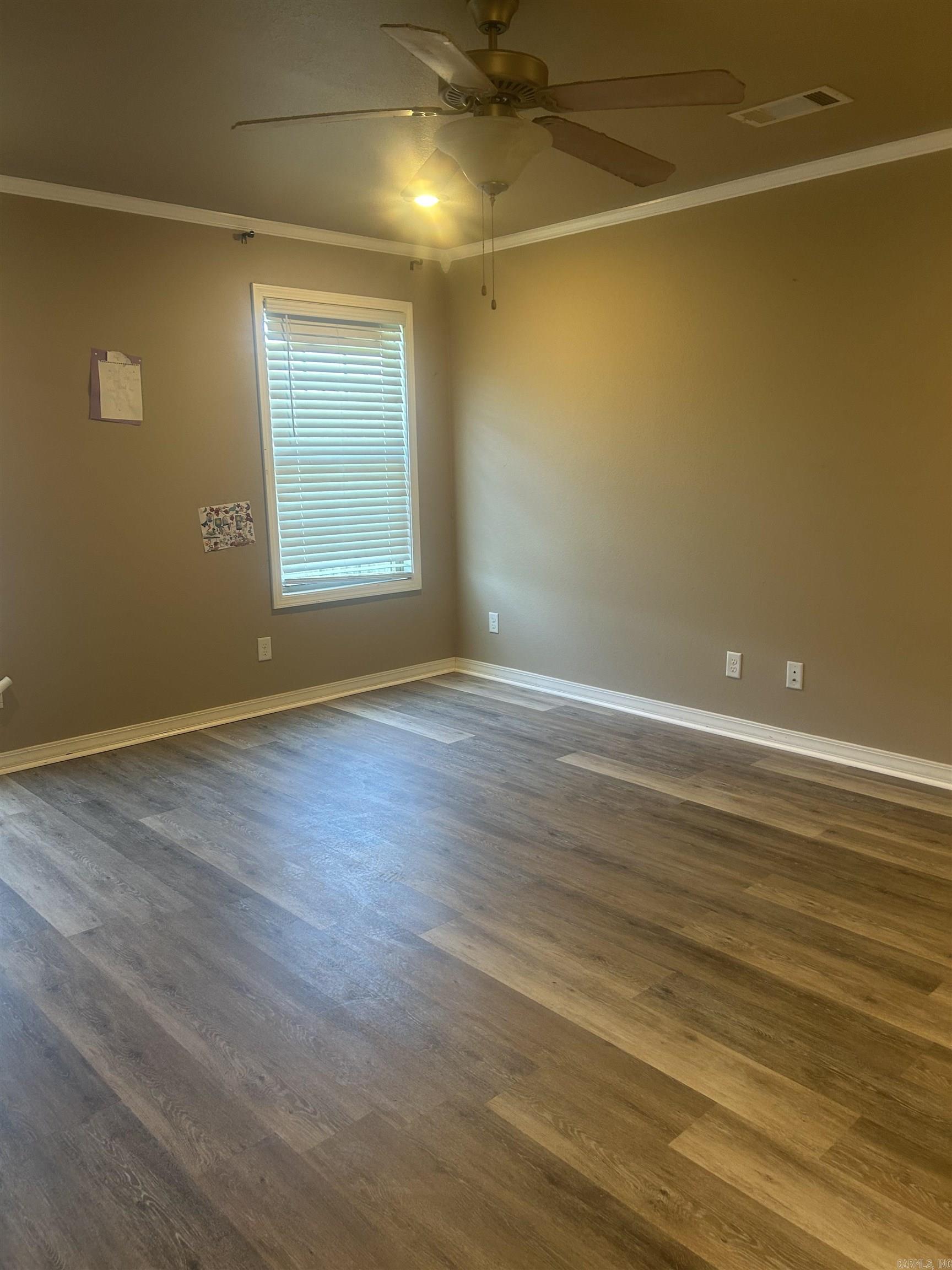 1209 S Pittsburg Ave Property Photo 8