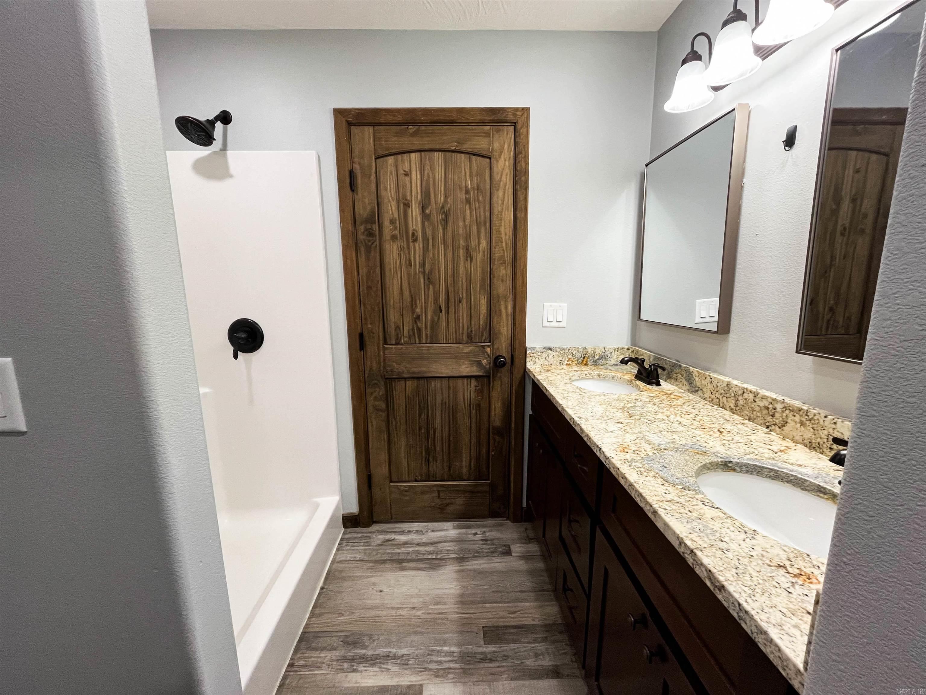 207 Juniper Avenue Property Photo 20